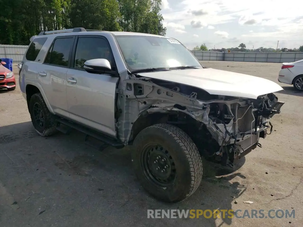 4 Photograph of a damaged car JTENU5JR0N6049381 TOYOTA 4RUNNER 2022
