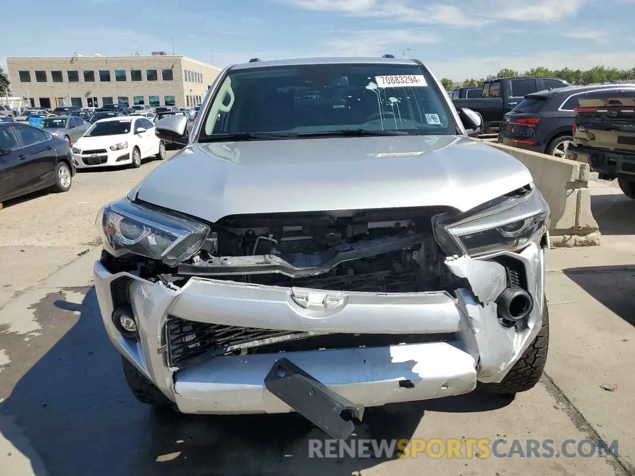 5 Photograph of a damaged car JTENU5JR2N5985864 TOYOTA 4RUNNER 2022