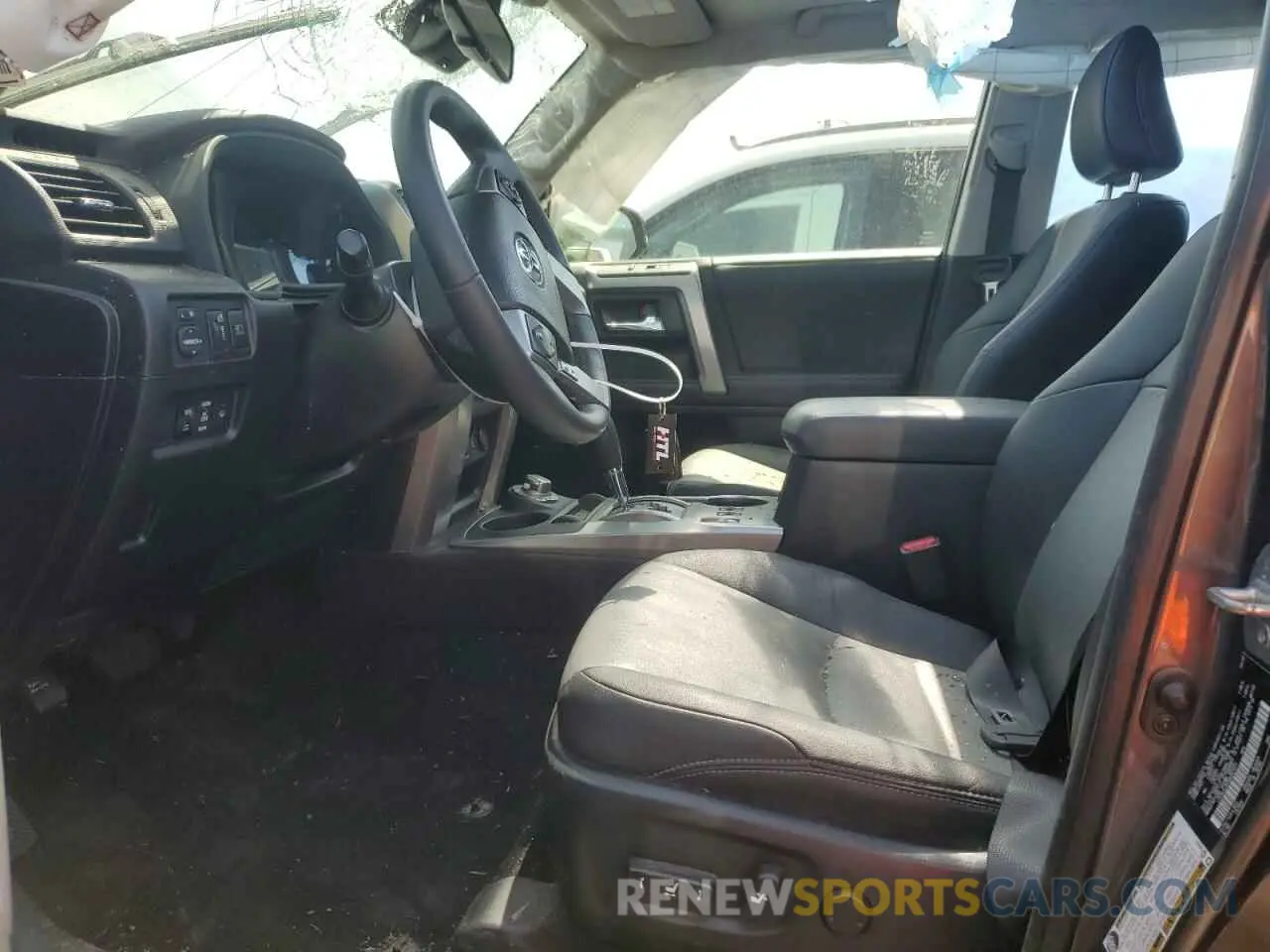 7 Фотография поврежденного автомобиля JTENU5JR3N6067471 TOYOTA 4RUNNER 2022