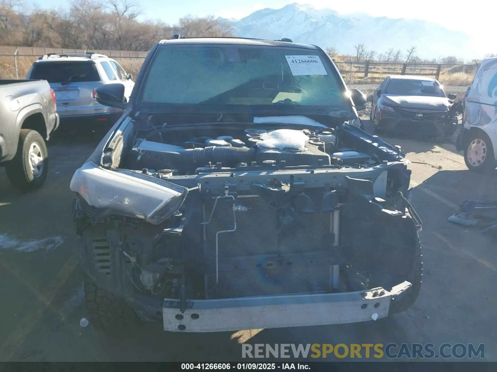 12 Photograph of a damaged car JTENU5JR5N6064538 TOYOTA 4RUNNER 2022