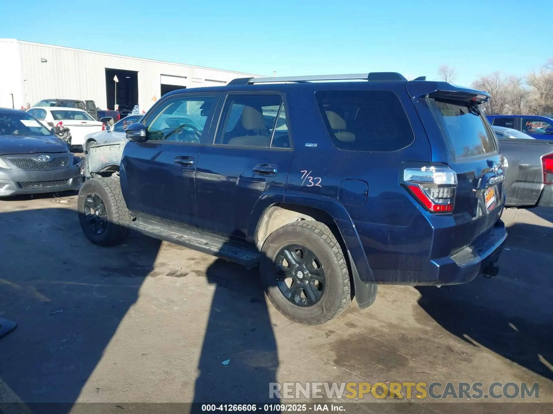 3 Photograph of a damaged car JTENU5JR5N6064538 TOYOTA 4RUNNER 2022
