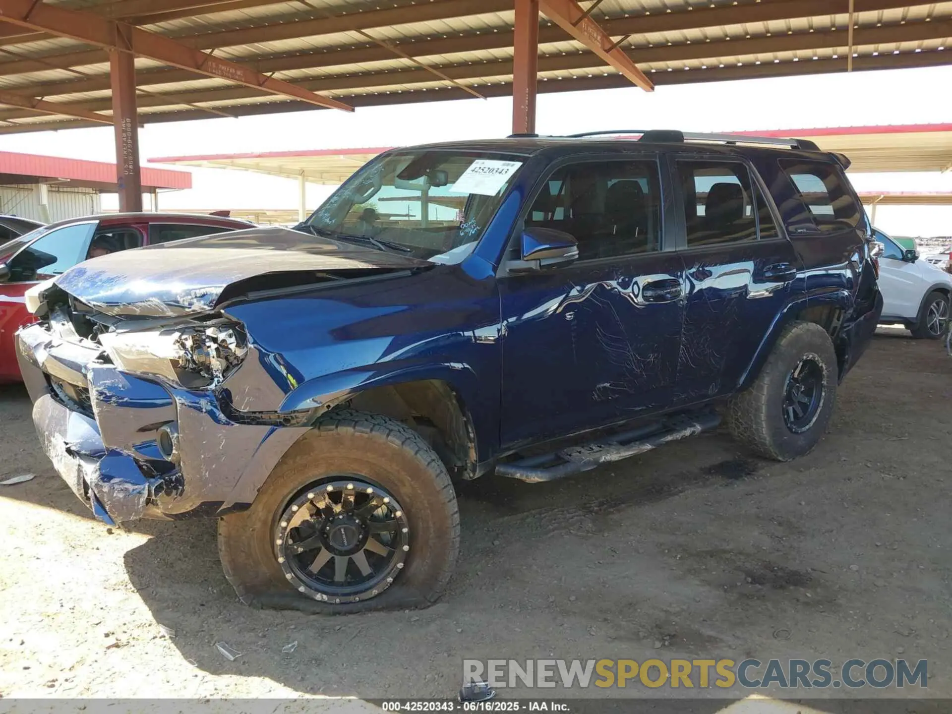 18 Photograph of a damaged car JTENU5JR7N6039432 TOYOTA 4RUNNER 2022