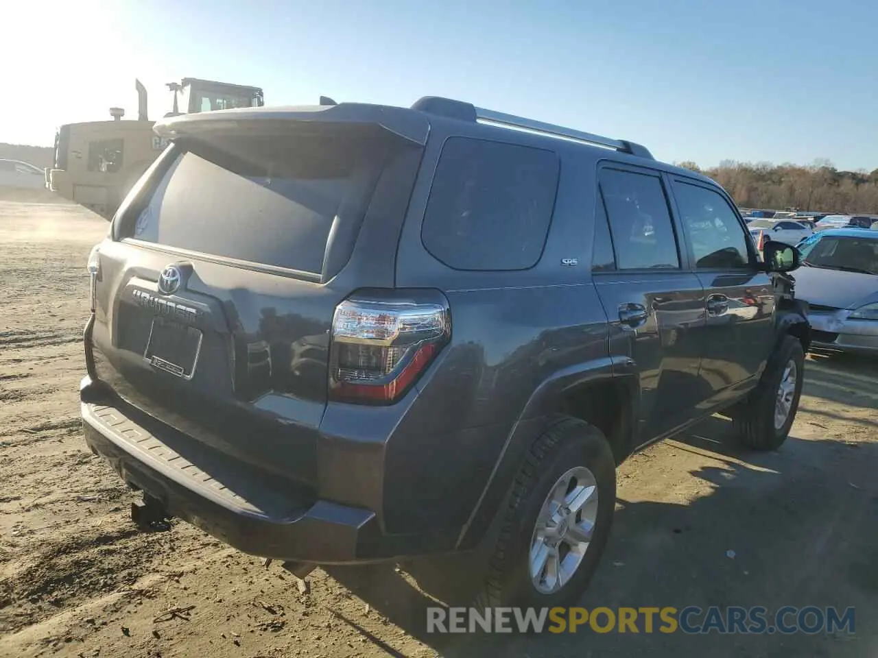 3 Photograph of a damaged car JTENU5JR9N6044454 TOYOTA 4RUNNER 2022