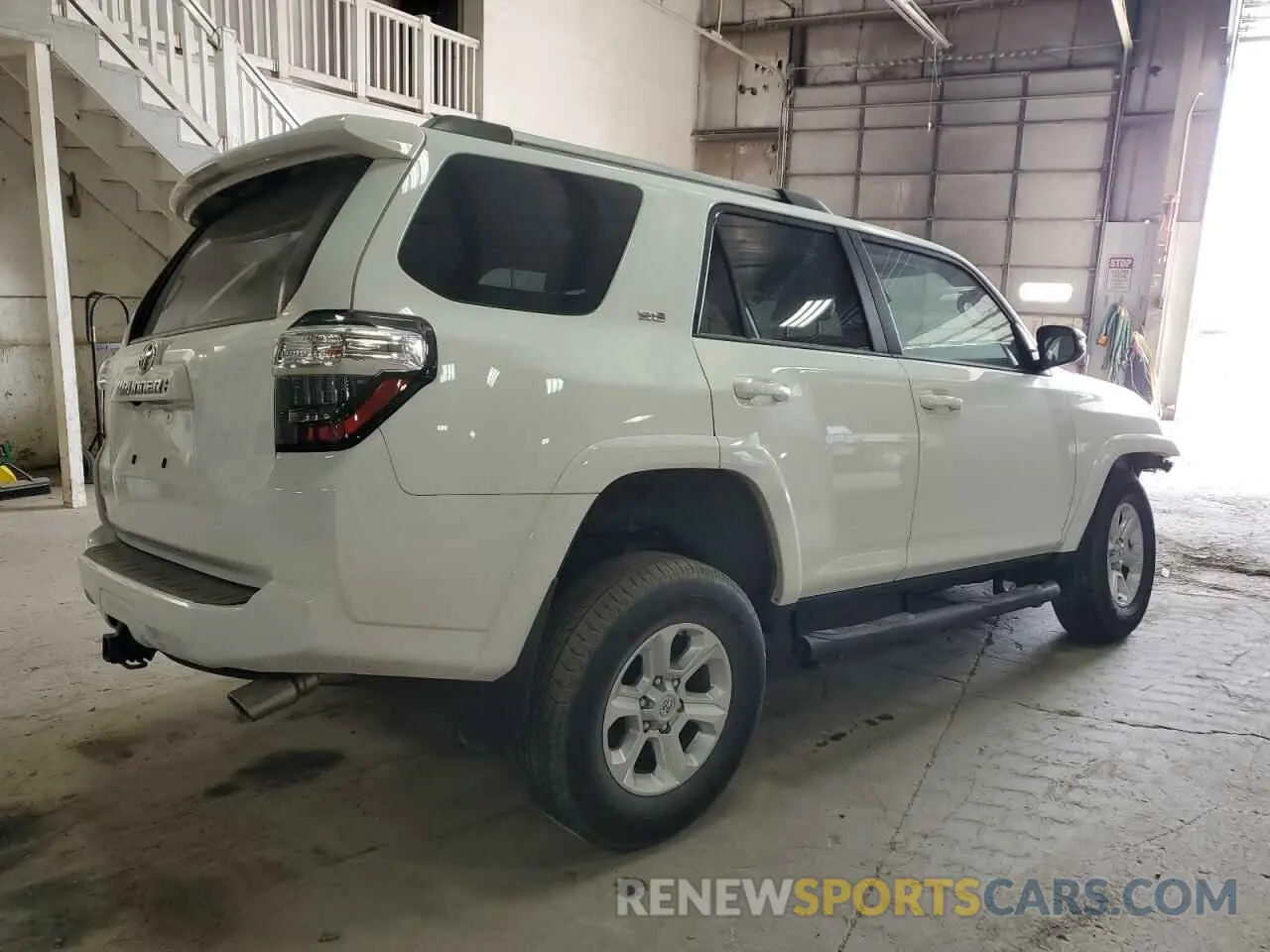3 Photograph of a damaged car JTENU5JRXN5979777 TOYOTA 4RUNNER 2022