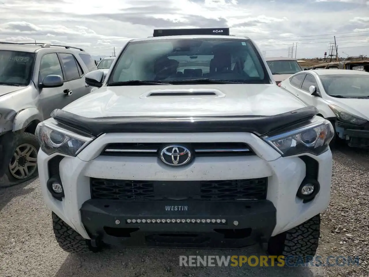 5 Photograph of a damaged car JTEPU5JR1N6016088 TOYOTA 4RUNNER 2022