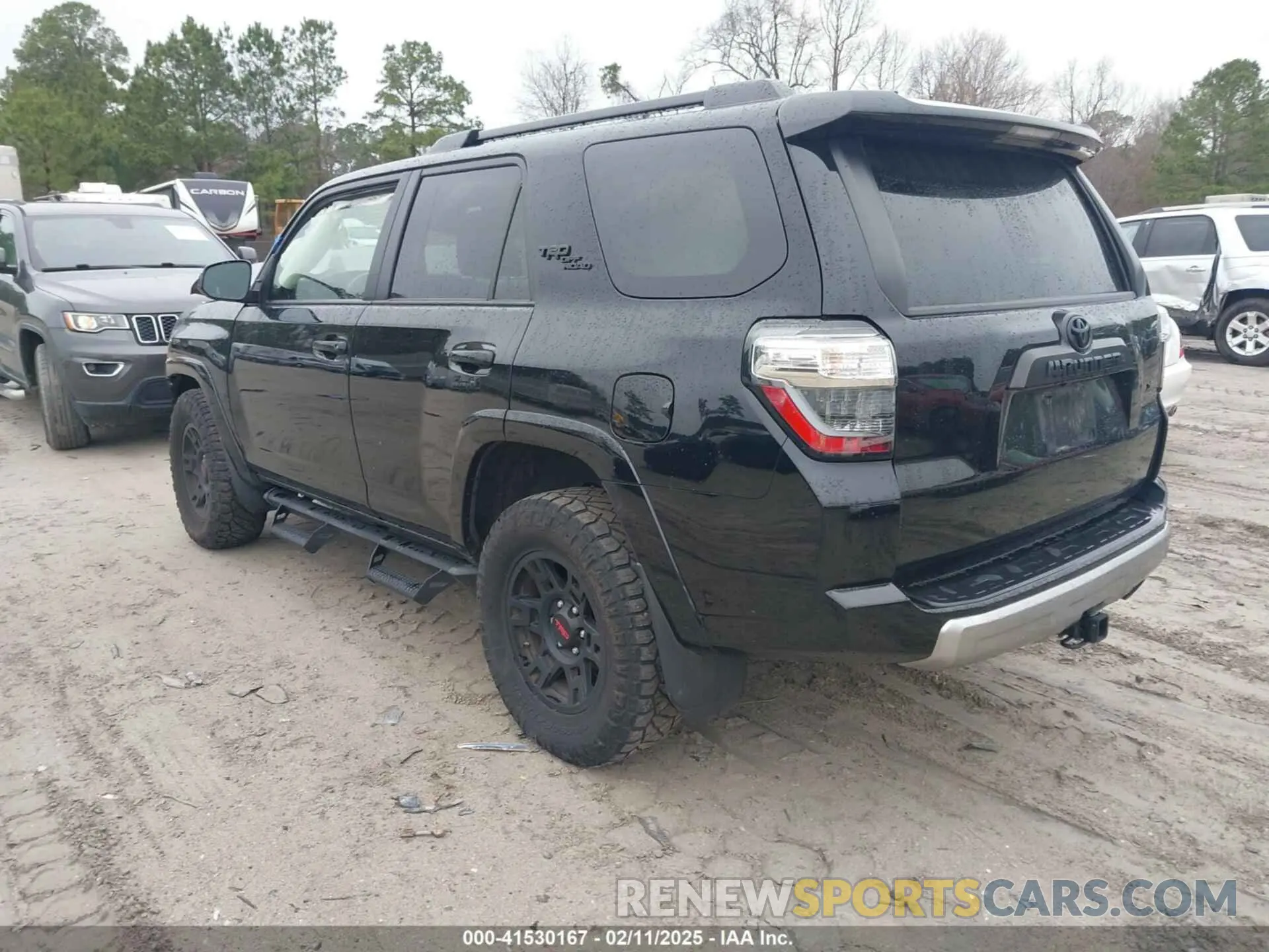 3 Photograph of a damaged car JTEPU5JR1N6037734 TOYOTA 4RUNNER 2022