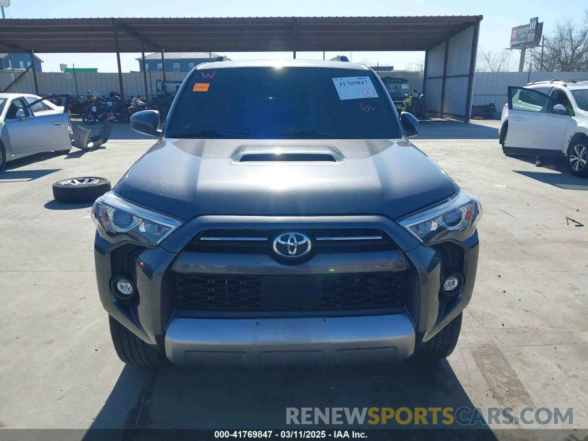 13 Photograph of a damaged car JTEPU5JR4N6020930 TOYOTA 4RUNNER 2022