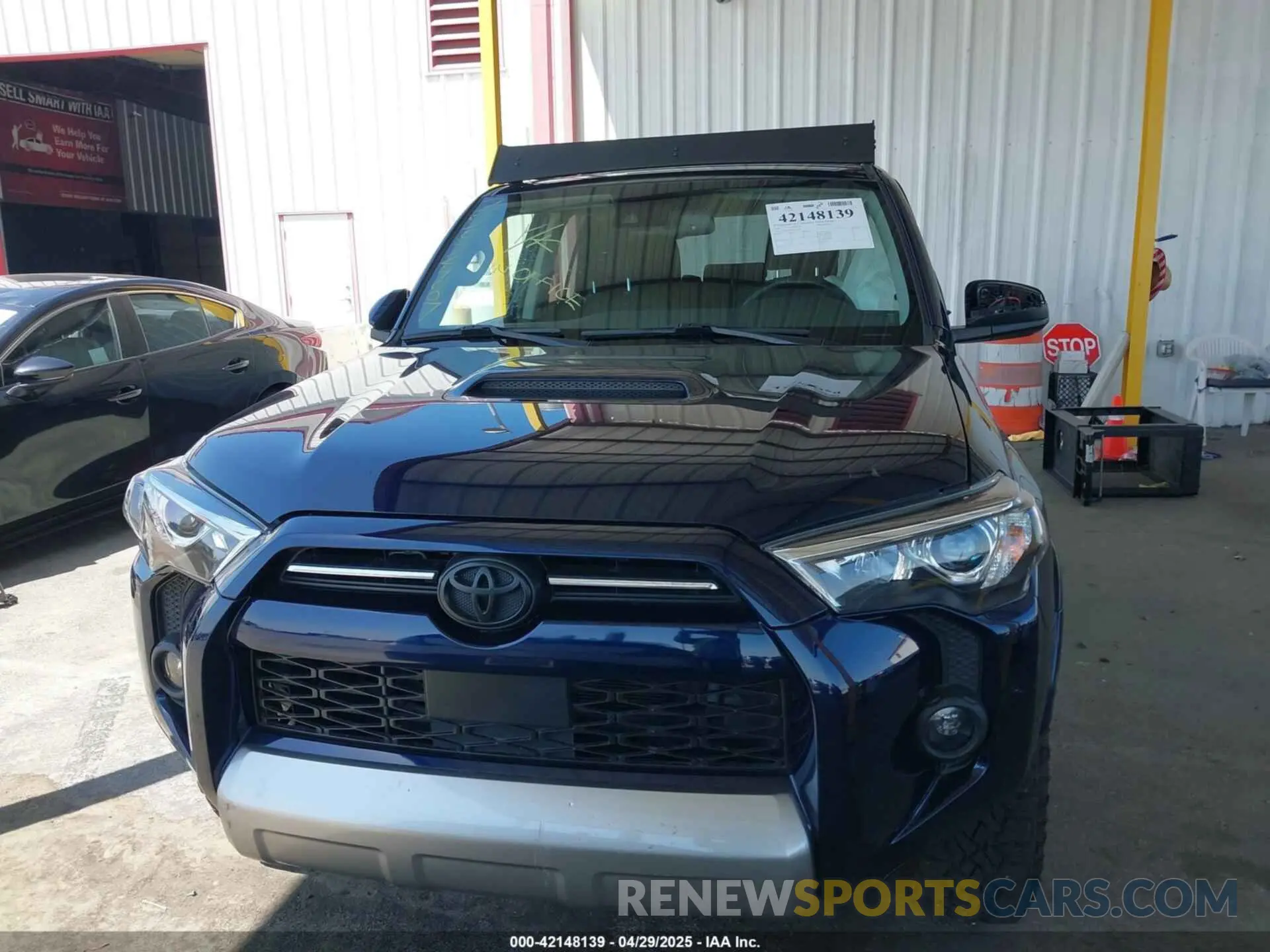 12 Photograph of a damaged car JTEPU5JR9N6051736 TOYOTA 4RUNNER 2022