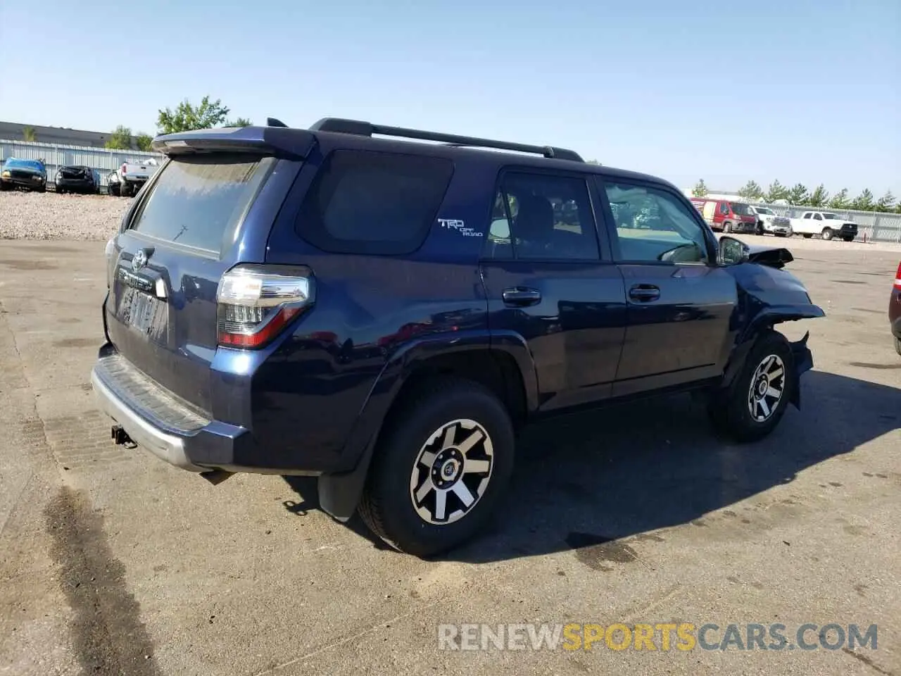3 Photograph of a damaged car JTERU5JR0N6030928 TOYOTA 4RUNNER 2022