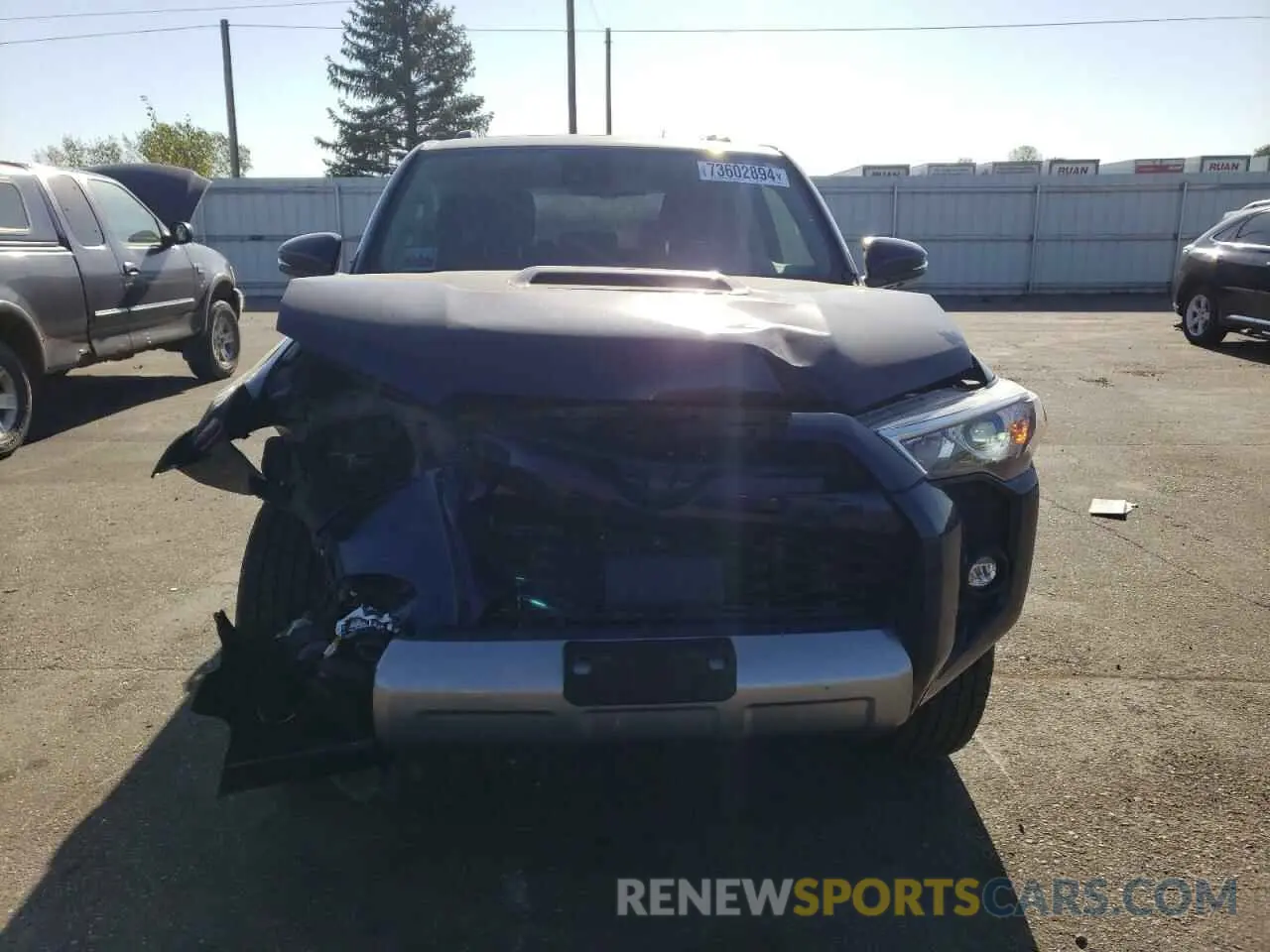 5 Photograph of a damaged car JTERU5JR0N6030928 TOYOTA 4RUNNER 2022