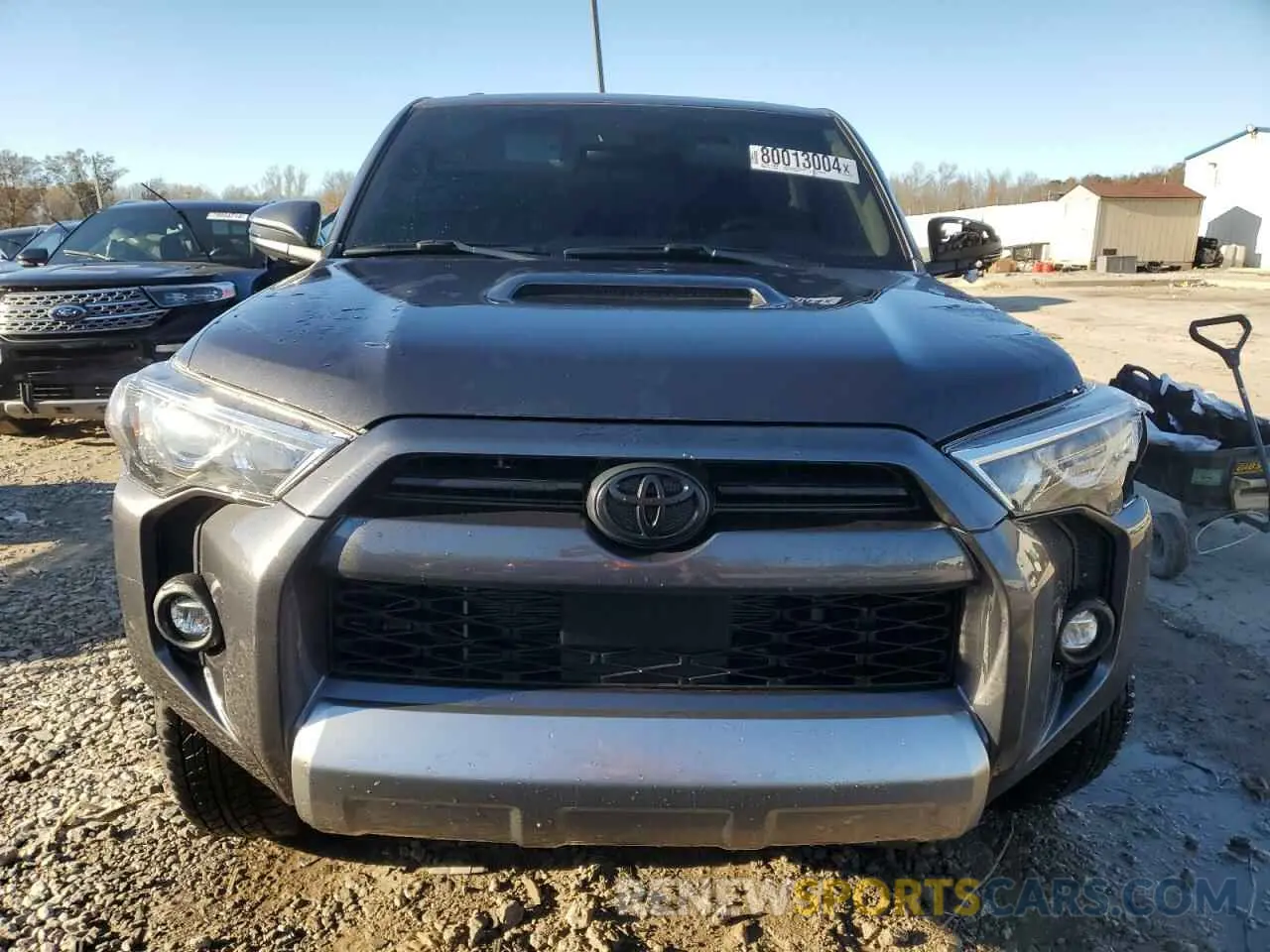 5 Photograph of a damaged car JTERU5JR0N6061418 TOYOTA 4RUNNER 2022