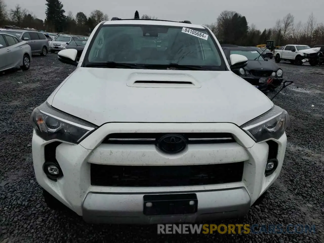 5 Photograph of a damaged car JTERU5JR0N6068532 TOYOTA 4RUNNER 2022