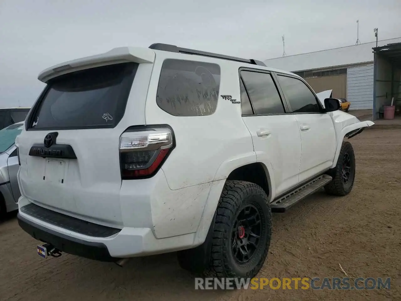 3 Photograph of a damaged car JTERU5JR1N5971682 TOYOTA 4RUNNER 2022