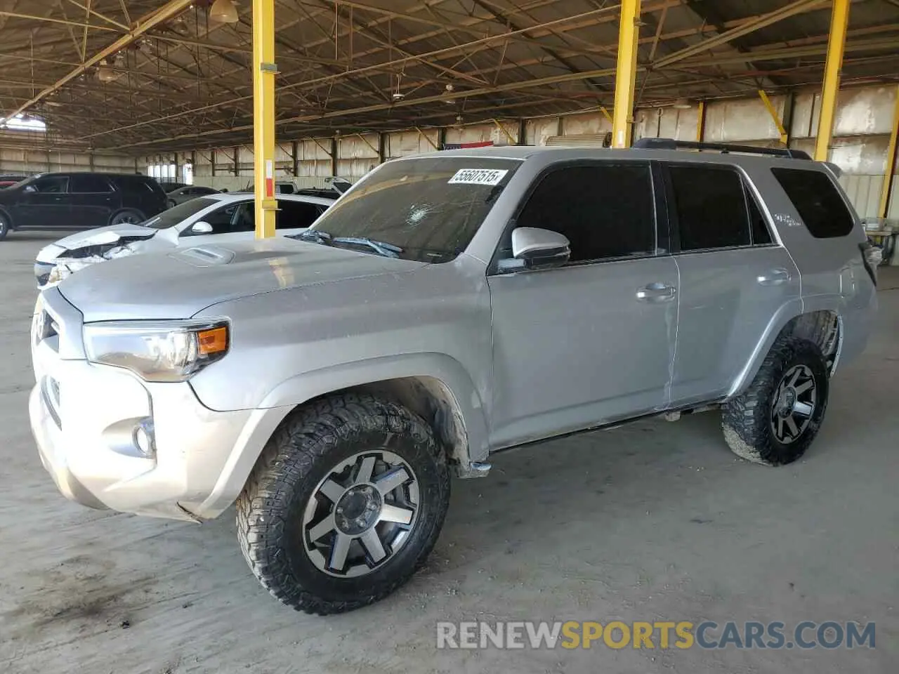 1 Фотография поврежденного автомобиля JTERU5JR5N6022517 TOYOTA 4RUNNER 2022