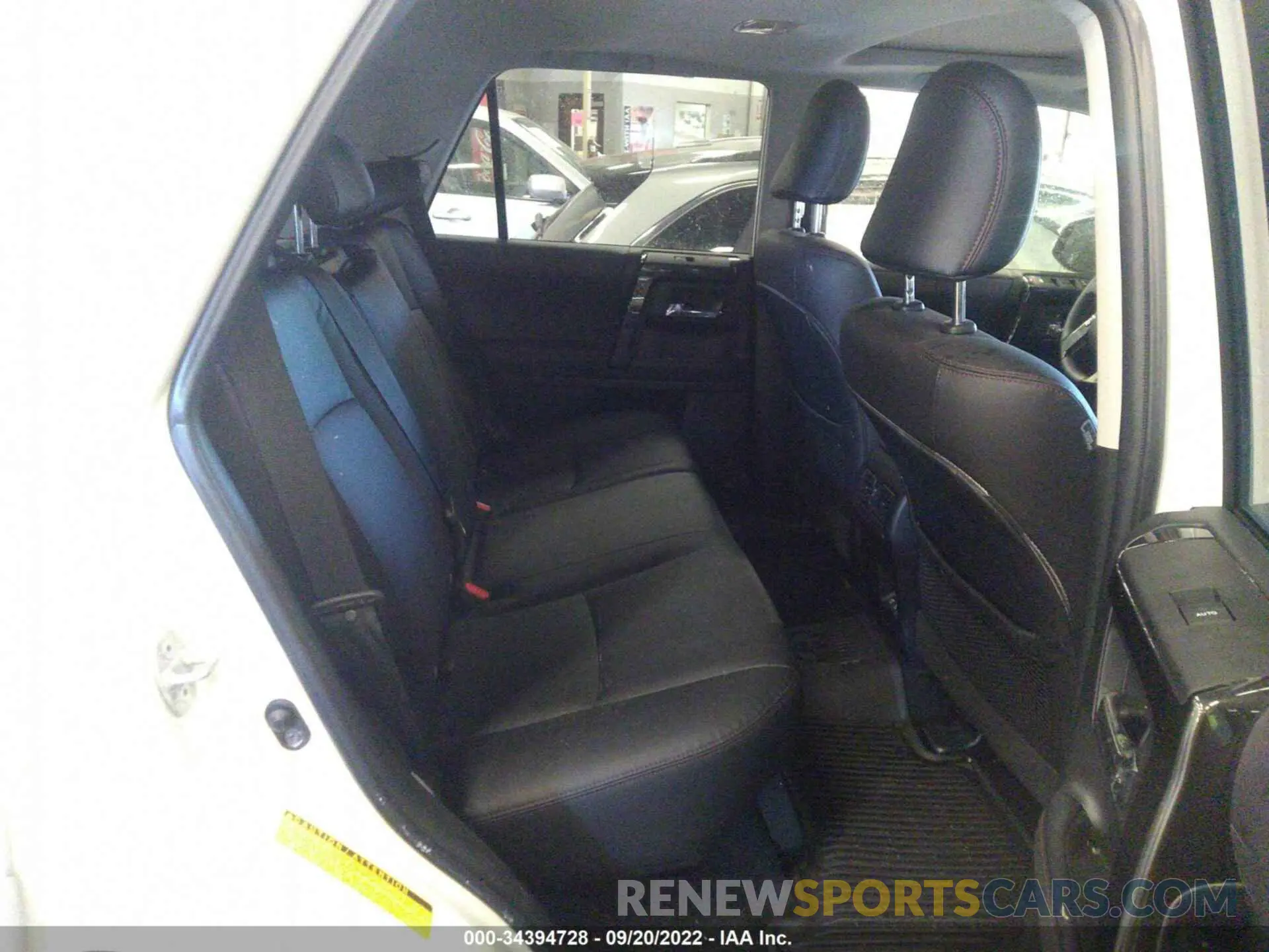 8 Фотография поврежденного автомобиля JTERU5JR6N6070852 TOYOTA 4RUNNER 2022
