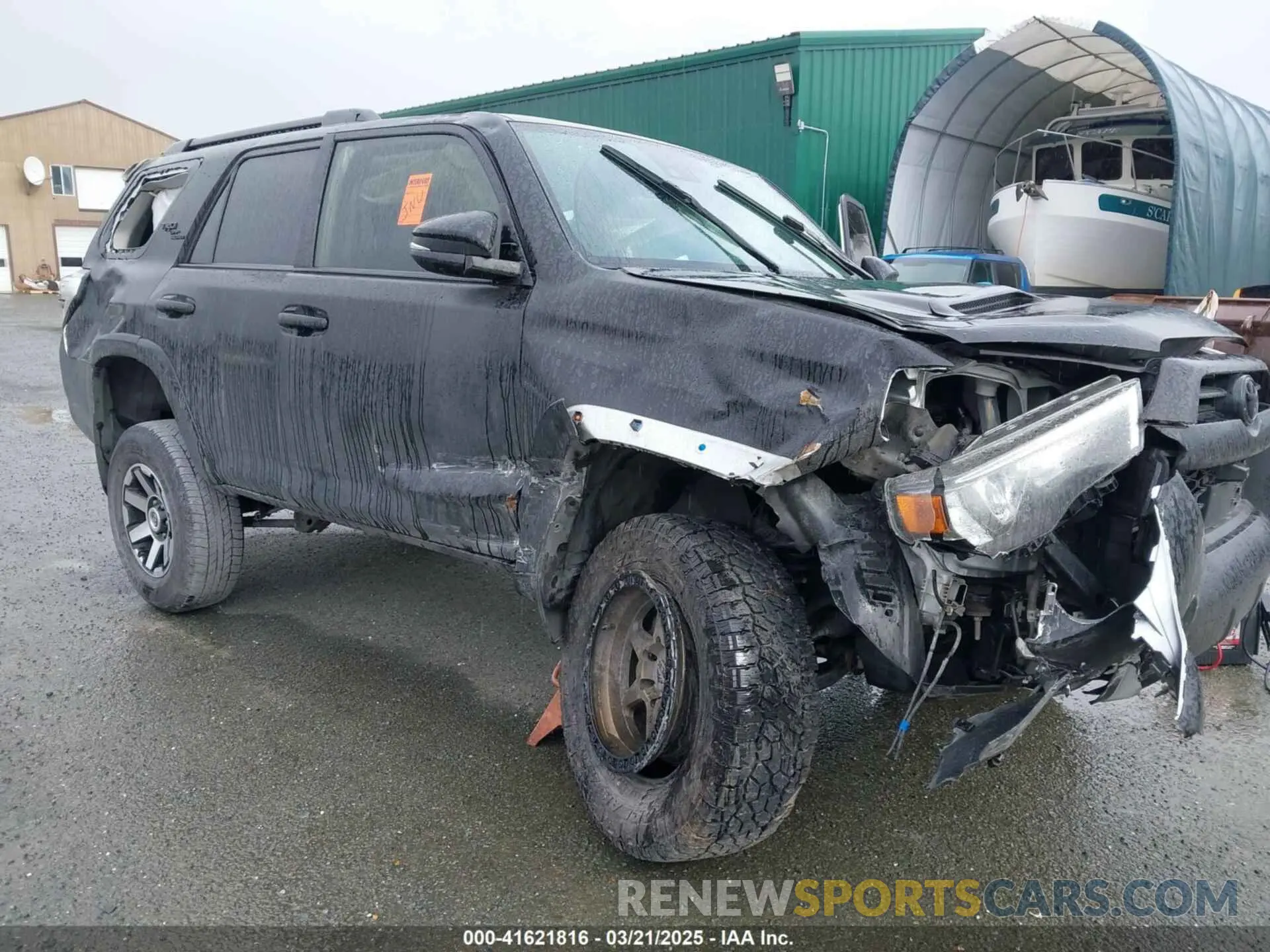 6 Photograph of a damaged car JTERU5JR9N6052622 TOYOTA 4RUNNER 2022