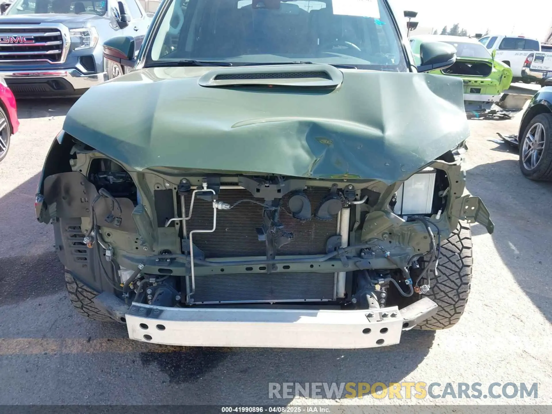 6 Photograph of a damaged car JTERU5JRXN6002036 TOYOTA 4RUNNER 2022