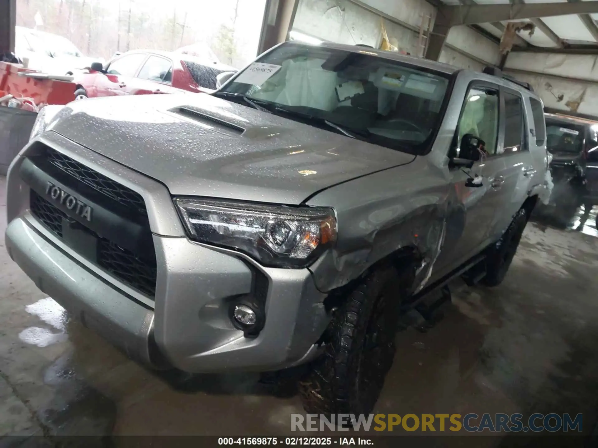 2 Photograph of a damaged car JTERU5JRXN6039331 TOYOTA 4RUNNER 2022