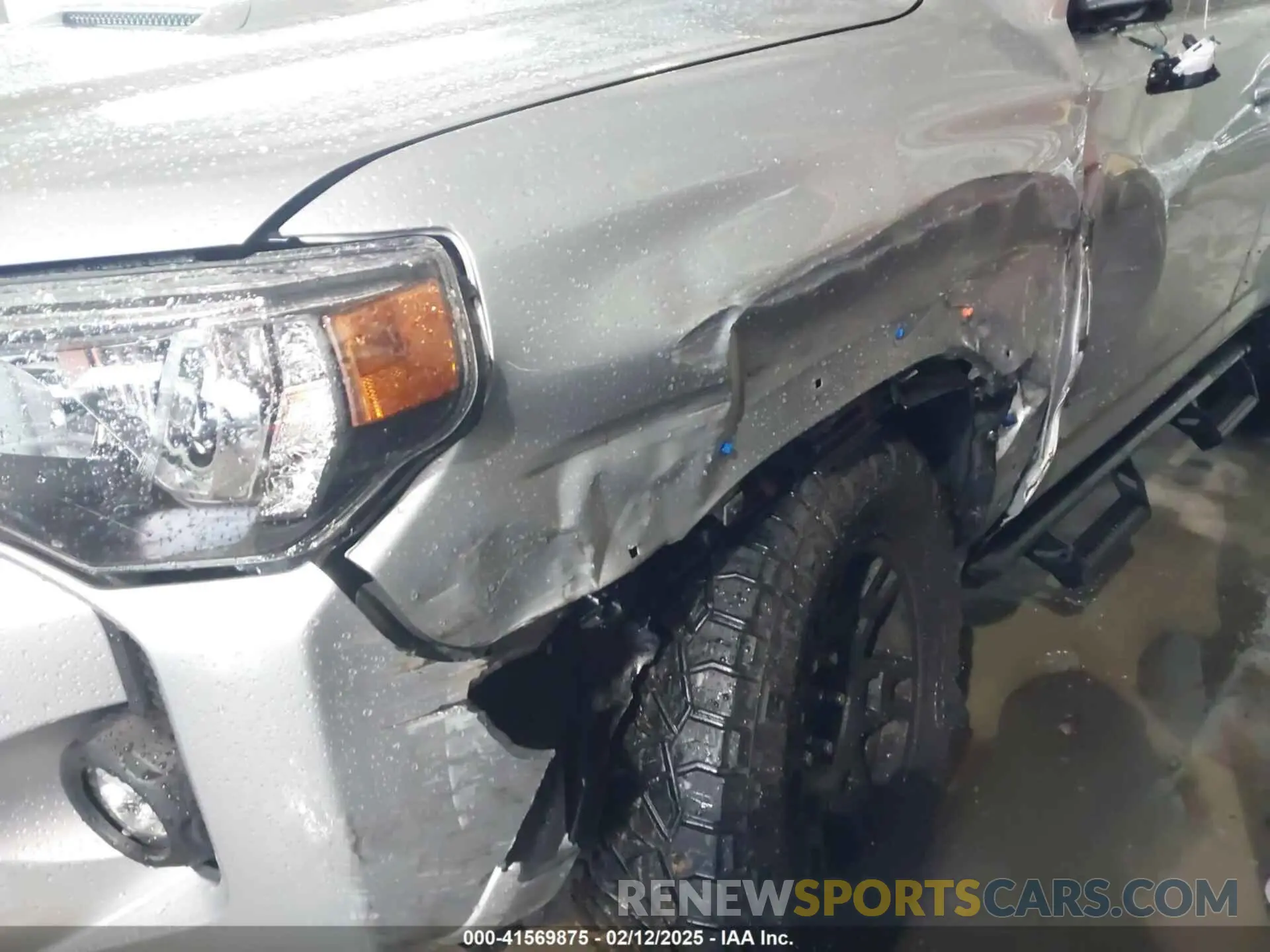 6 Photograph of a damaged car JTERU5JRXN6039331 TOYOTA 4RUNNER 2022