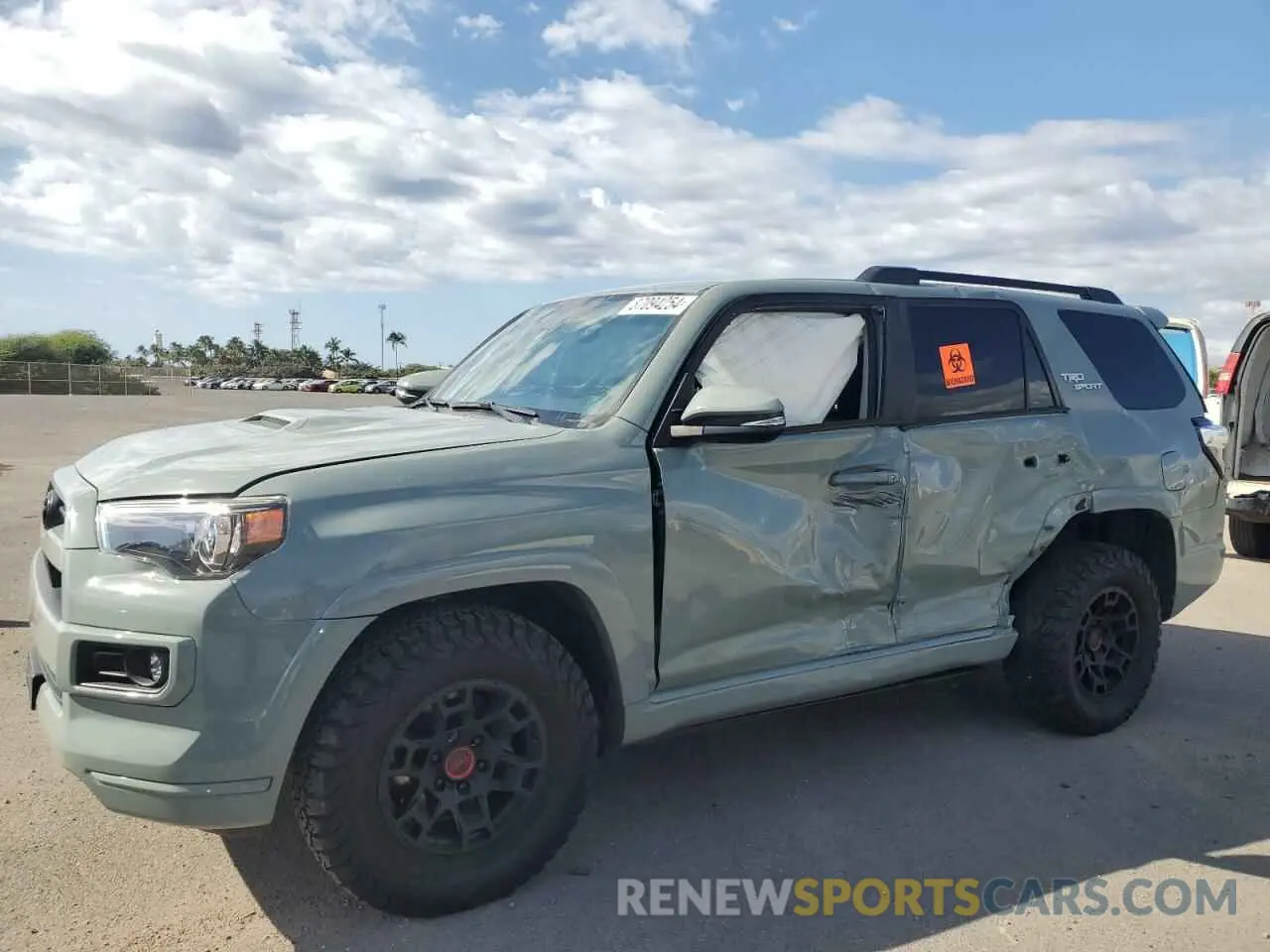 1 Фотография поврежденного автомобиля JTESU5JR0N5975322 TOYOTA 4RUNNER 2022