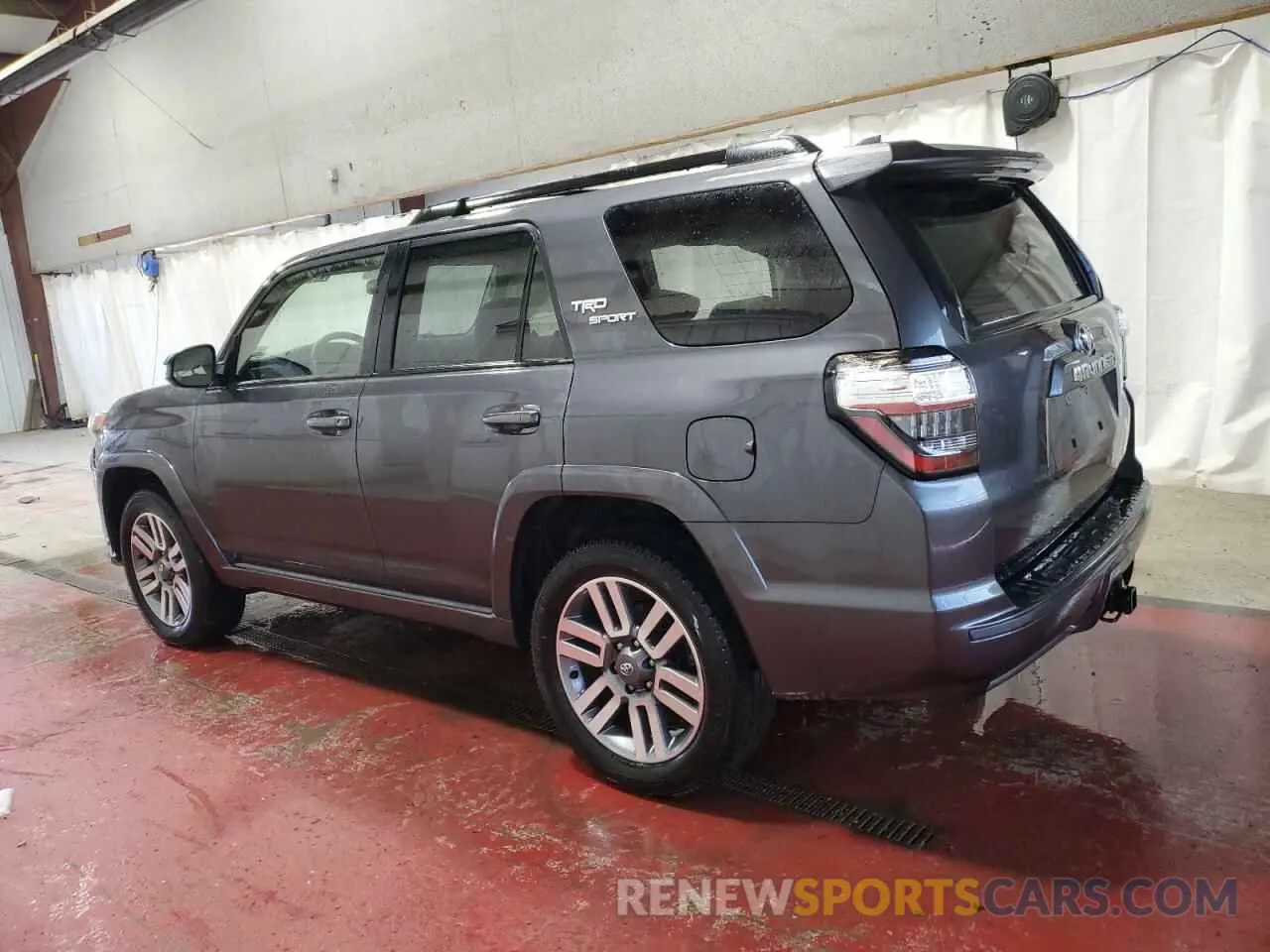 2 Фотография поврежденного автомобиля JTESU5JR3N6009430 TOYOTA 4RUNNER 2022