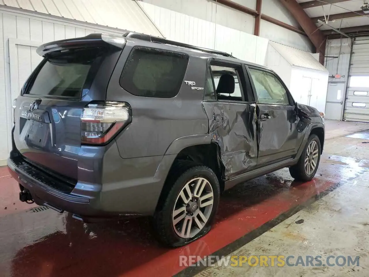 3 Фотография поврежденного автомобиля JTESU5JR3N6009430 TOYOTA 4RUNNER 2022