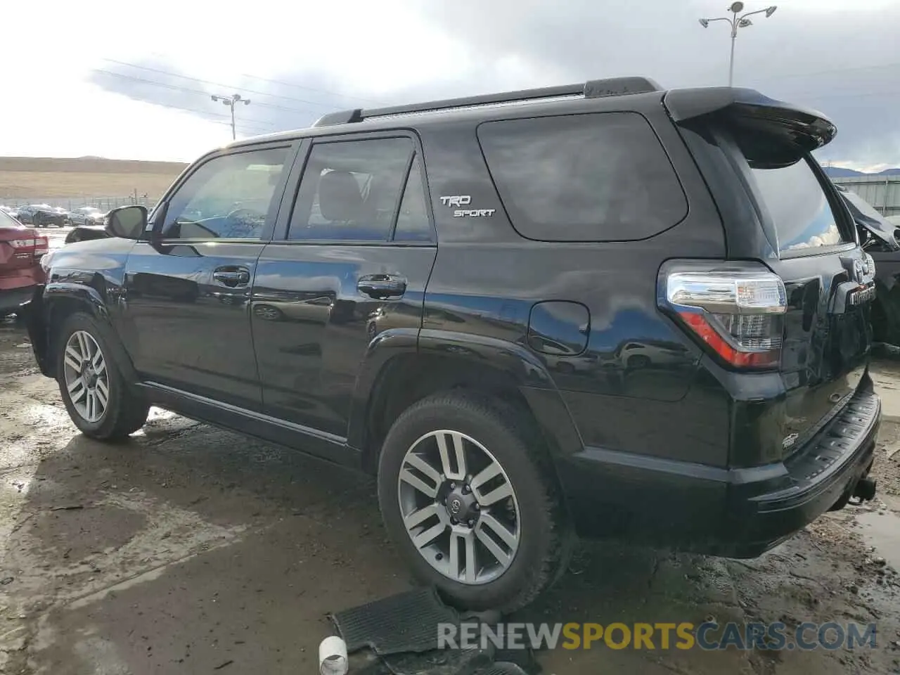 2 Фотография поврежденного автомобиля JTESU5JR4N5976439 TOYOTA 4RUNNER 2022