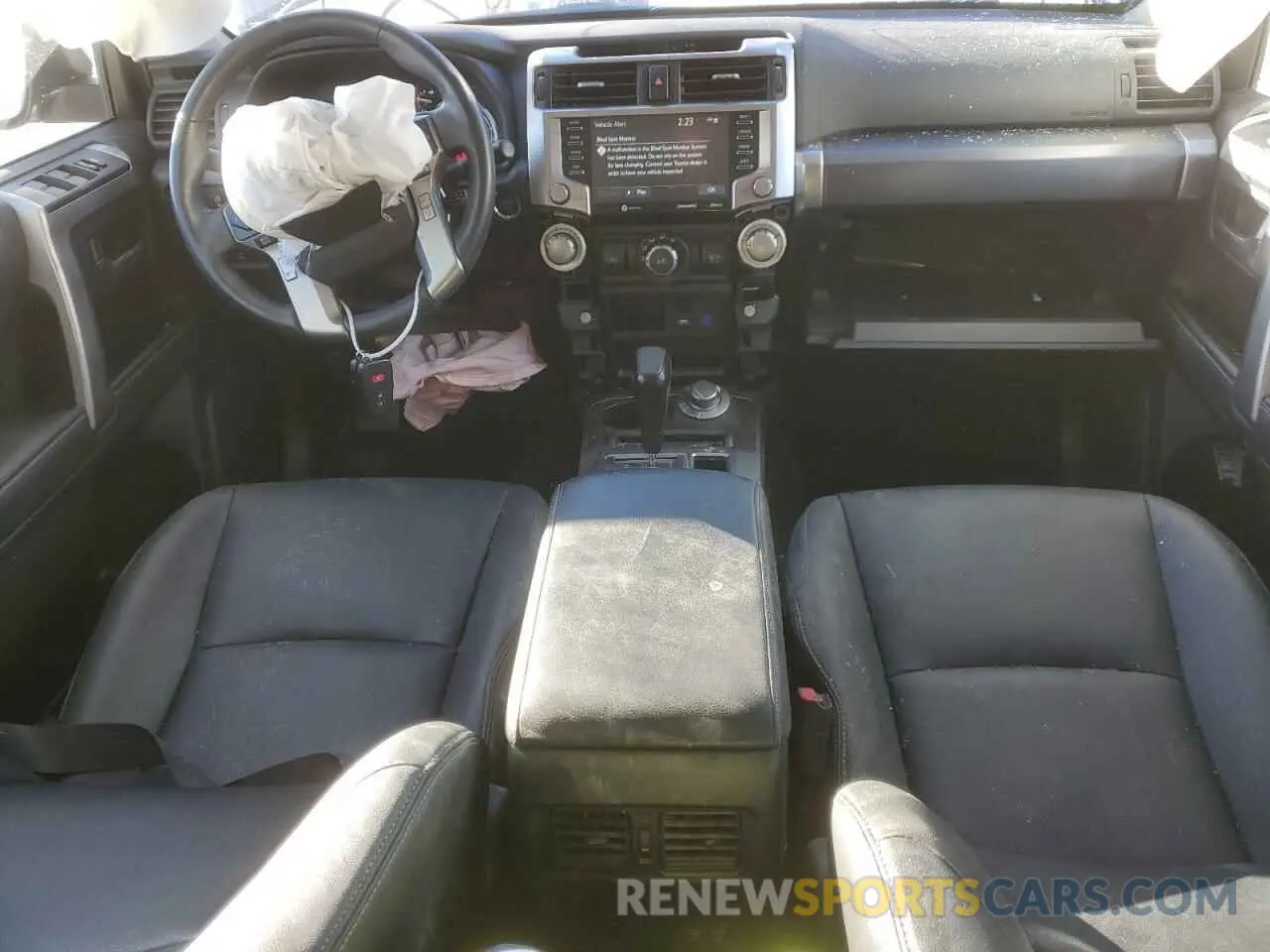 8 Photograph of a damaged car JTESU5JR5N5972982 TOYOTA 4RUNNER 2022