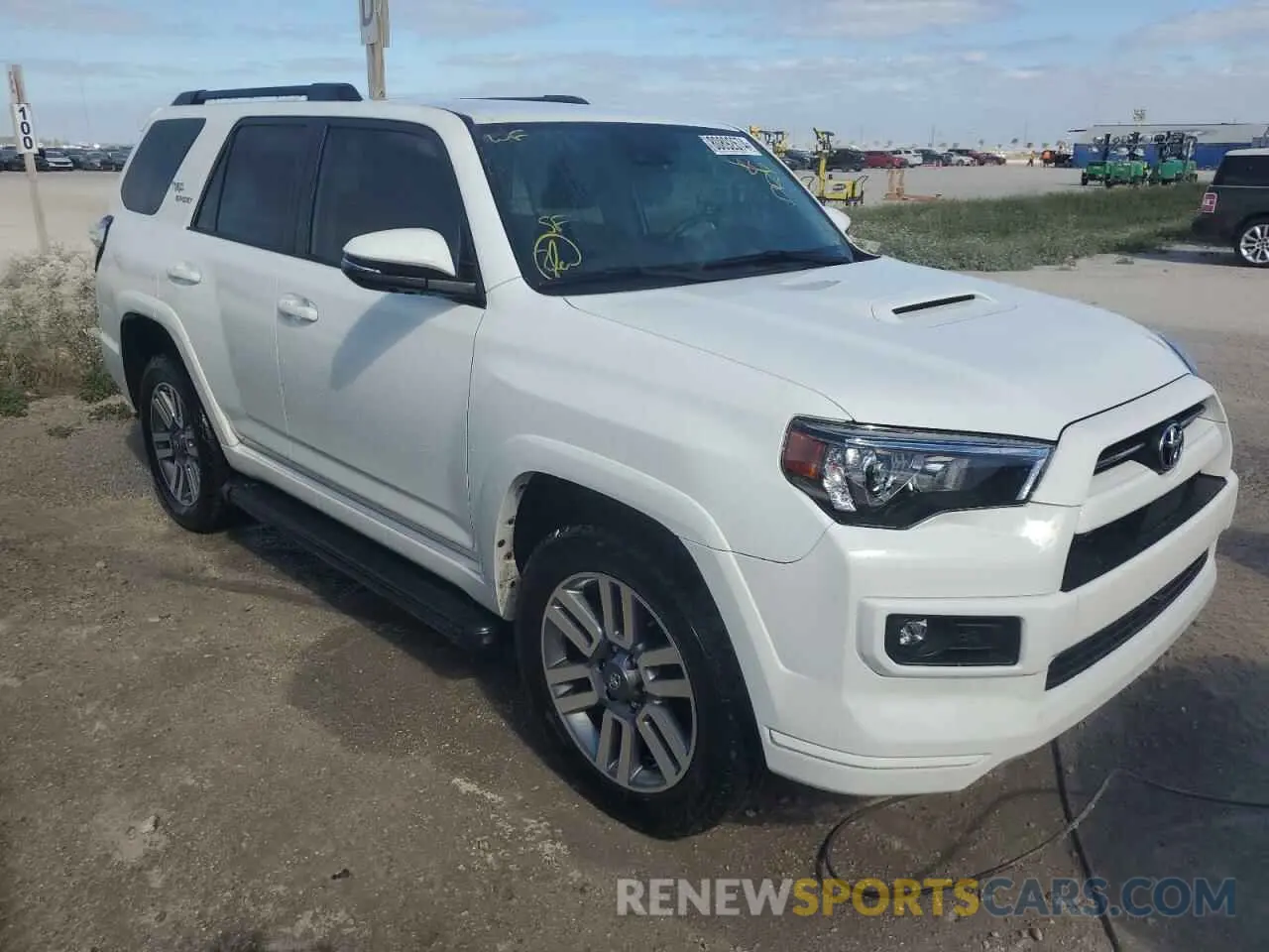 4 Фотография поврежденного автомобиля JTESU5JR9N6054680 TOYOTA 4RUNNER 2022