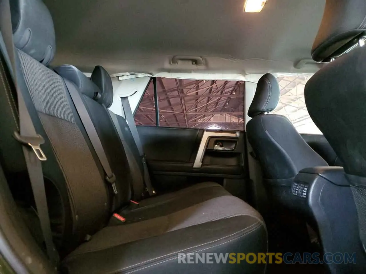 10 Фотография поврежденного автомобиля JTETU5JR0N6078449 TOYOTA 4RUNNER 2022