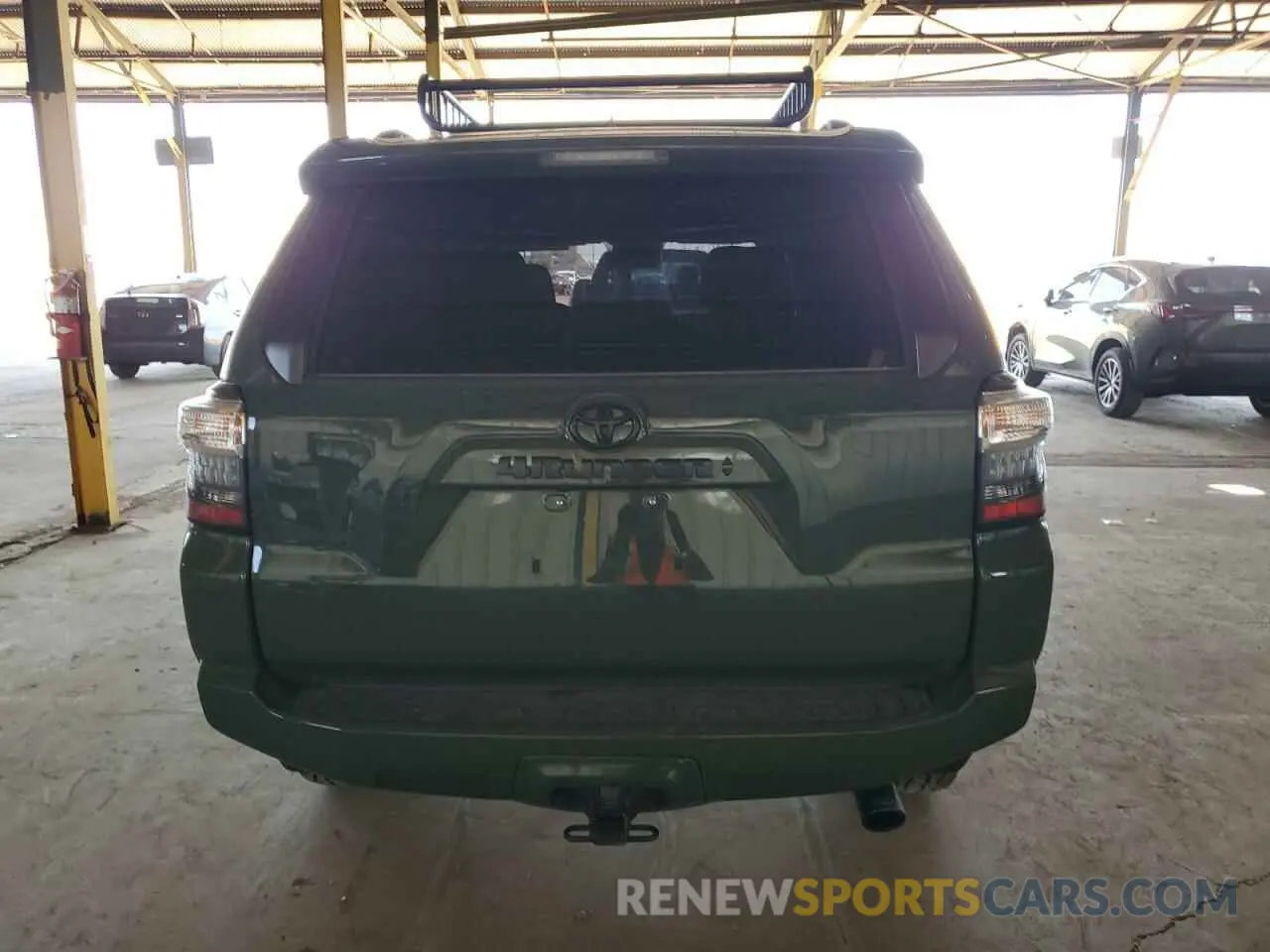6 Фотография поврежденного автомобиля JTETU5JR0N6078449 TOYOTA 4RUNNER 2022