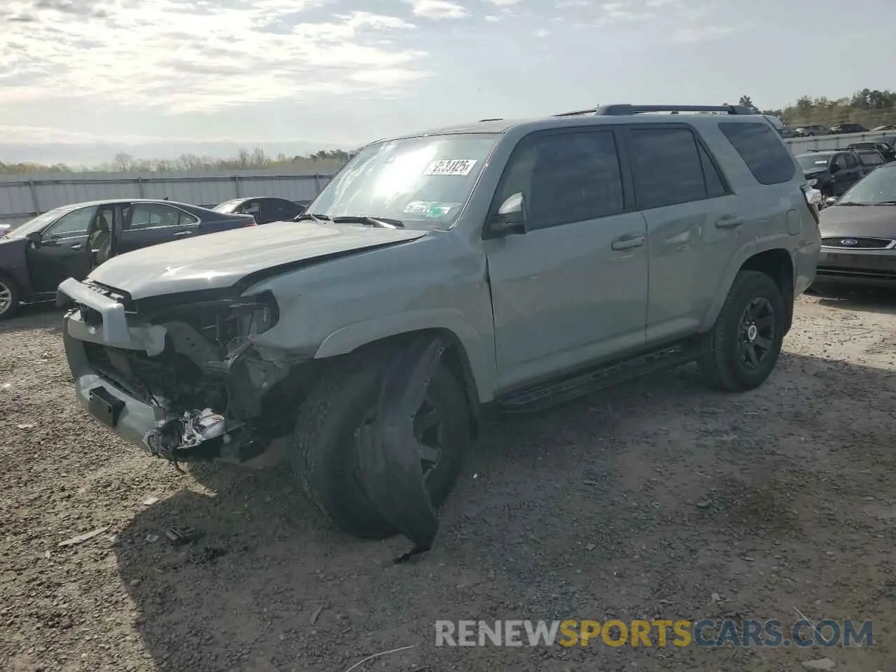 1 Фотография поврежденного автомобиля JTETU5JR1N6003694 TOYOTA 4RUNNER 2022