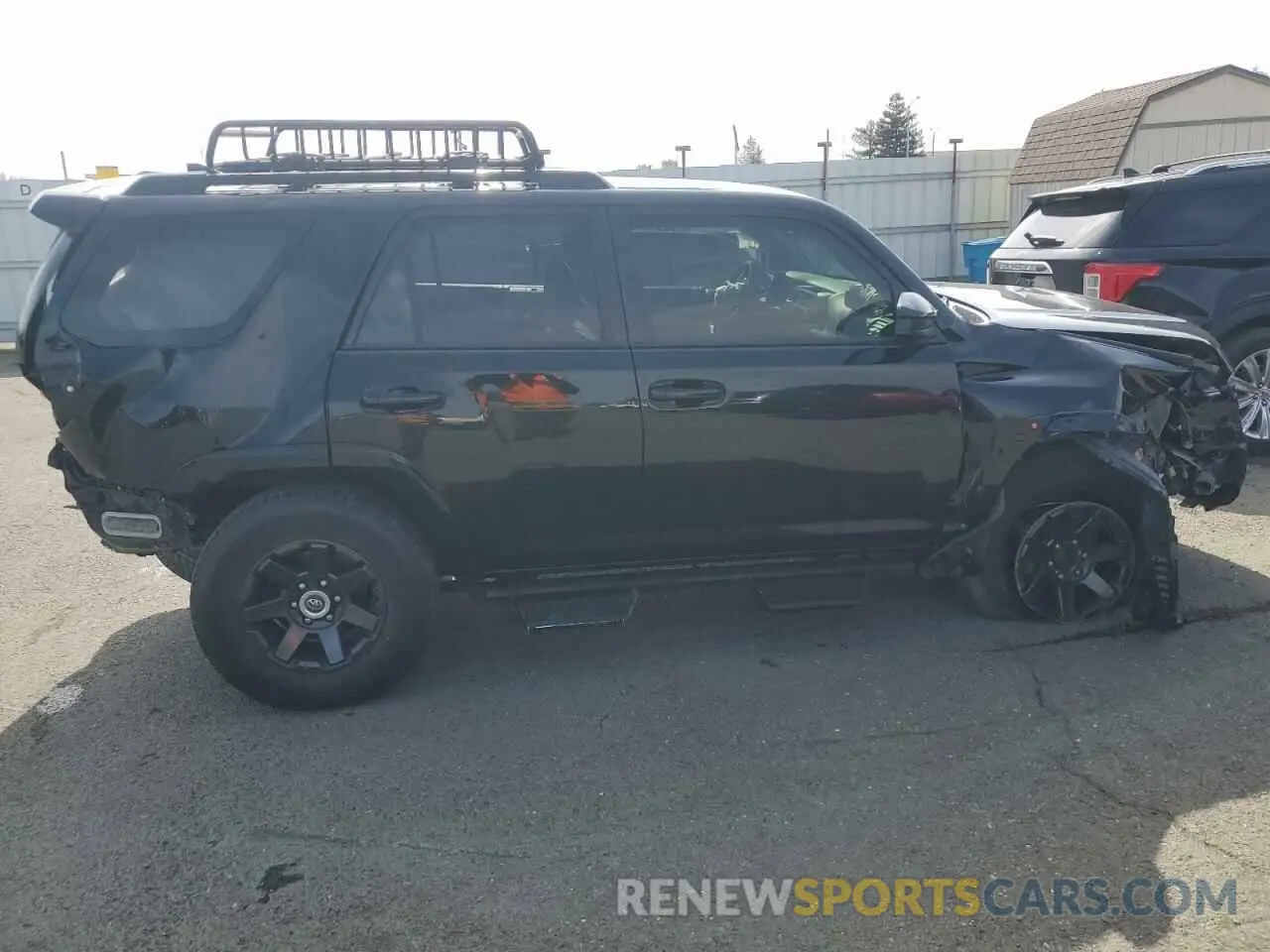 3 Photograph of a damaged car JTETU5JR8N6019228 TOYOTA 4RUNNER 2022