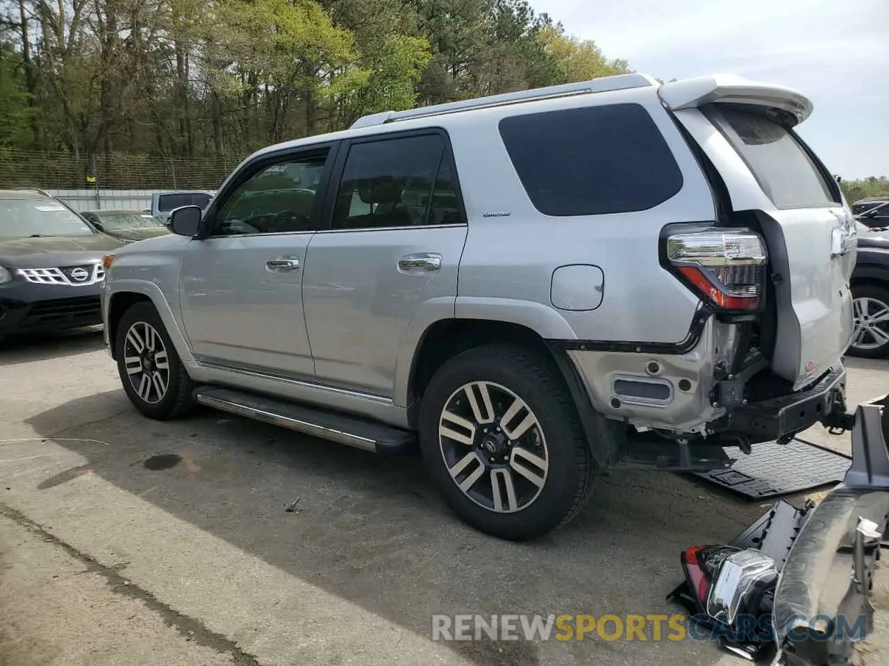 2 Photograph of a damaged car JTEDU5JR3P5290808 TOYOTA 4RUNNER 2023