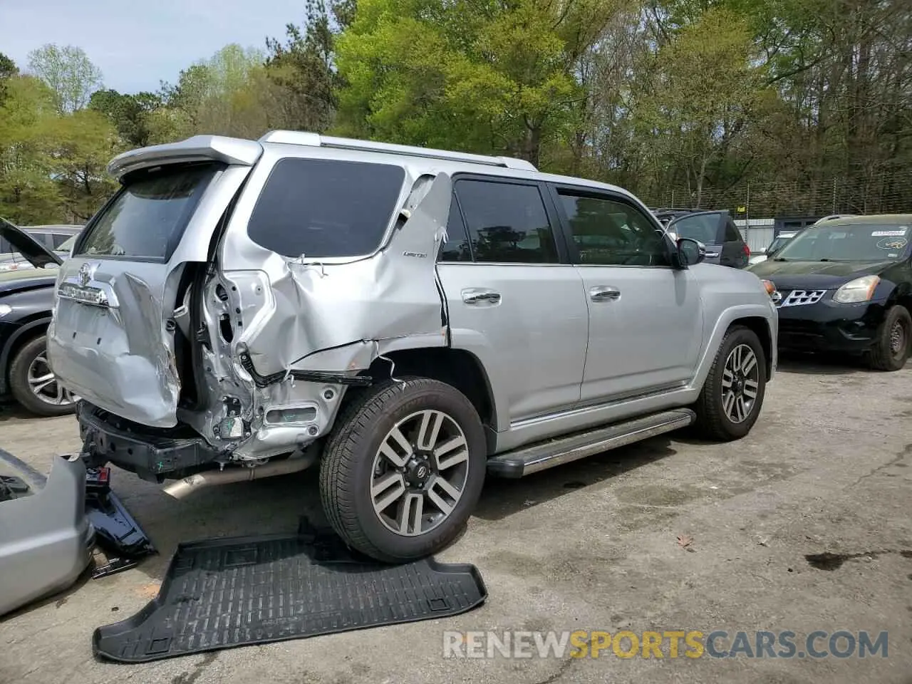 3 Photograph of a damaged car JTEDU5JR3P5290808 TOYOTA 4RUNNER 2023