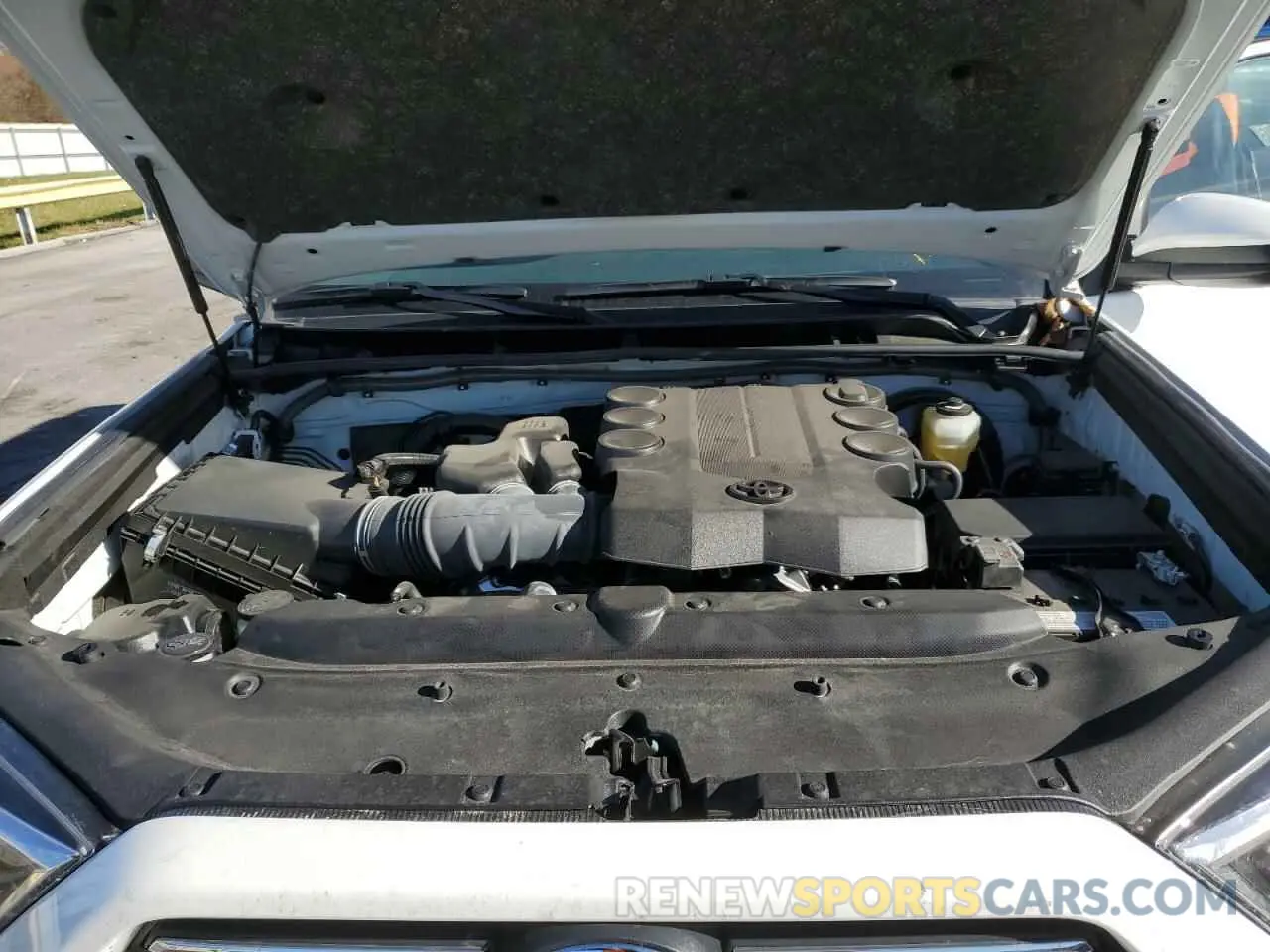 12 Фотография поврежденного автомобиля JTEEU5JR6P5304320 TOYOTA 4RUNNER 2023