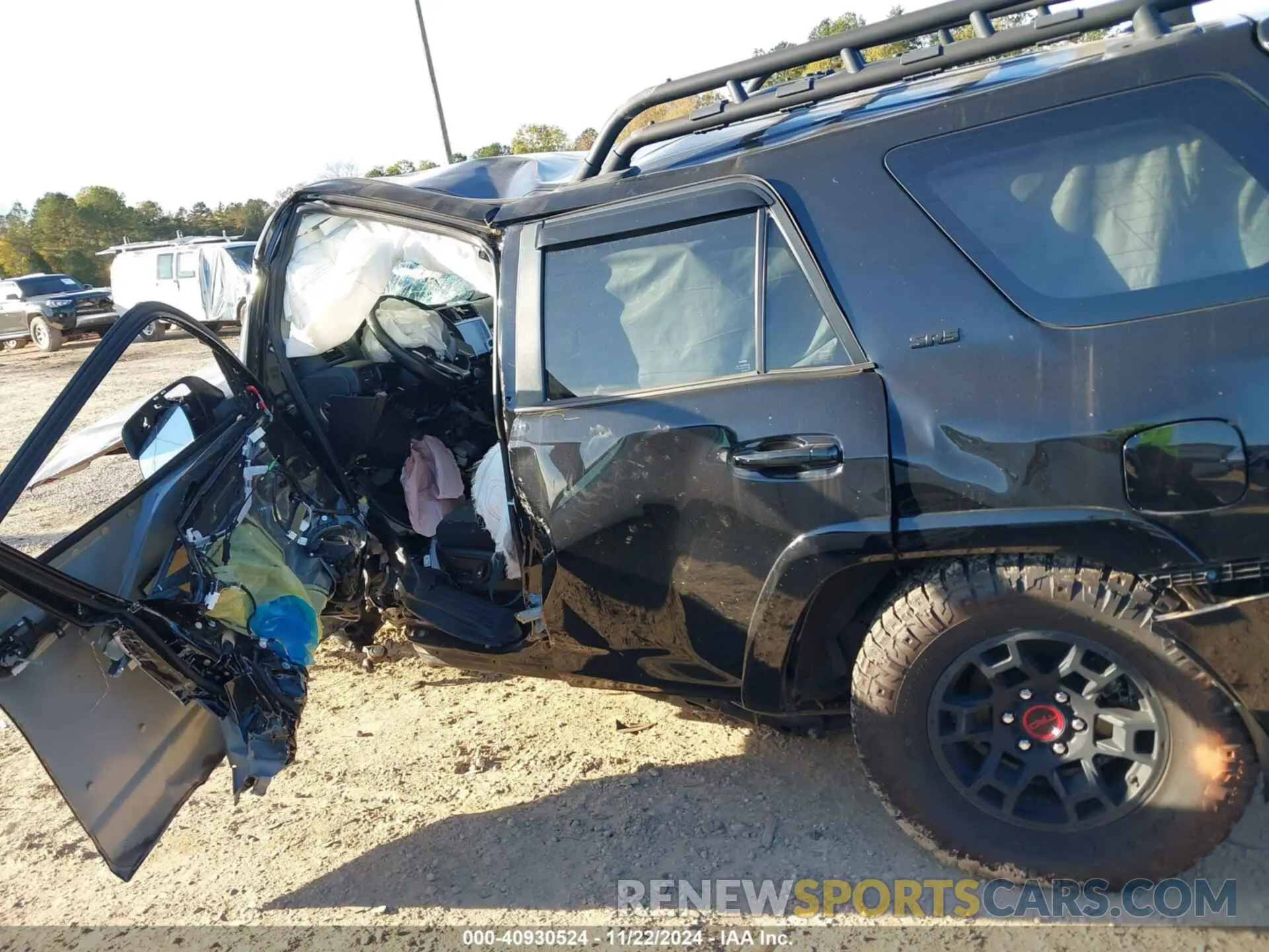 13 Фотография поврежденного автомобиля JTEEU5JR8P5280411 TOYOTA 4RUNNER 2023