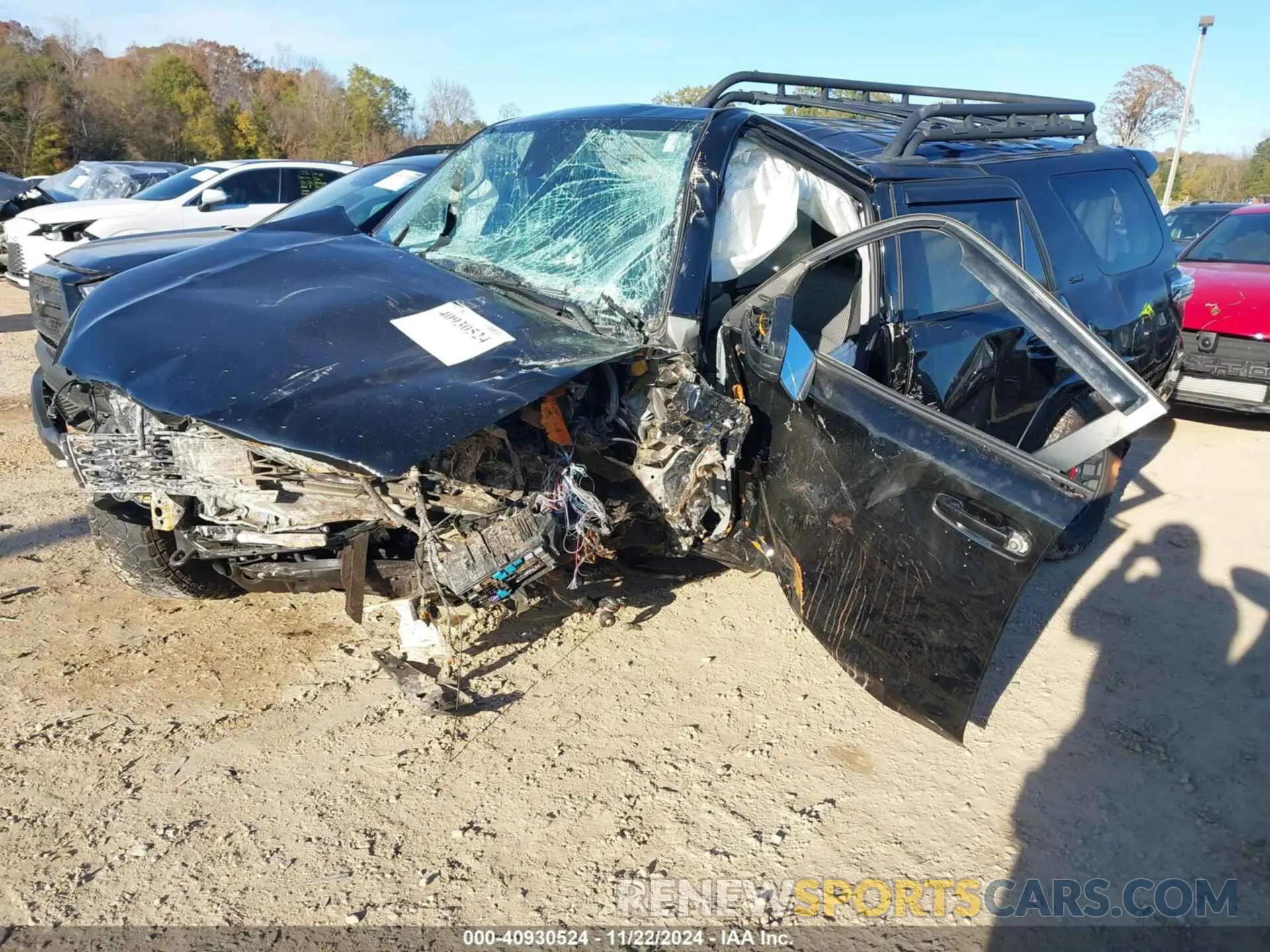 2 Фотография поврежденного автомобиля JTEEU5JR8P5280411 TOYOTA 4RUNNER 2023