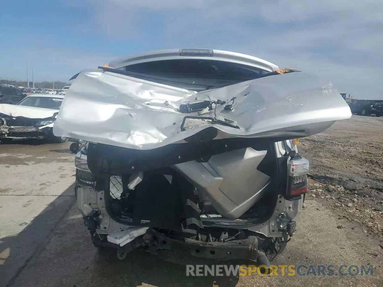6 Photograph of a damaged car JTEFU5JR2P5286483 TOYOTA 4RUNNER 2023