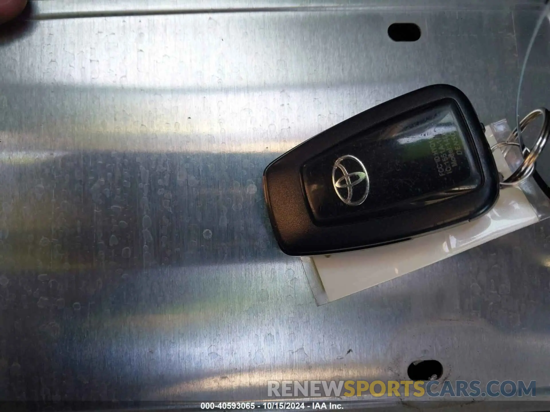 11 Фотография поврежденного автомобиля JTEFU5JR7P5282817 TOYOTA 4RUNNER 2023