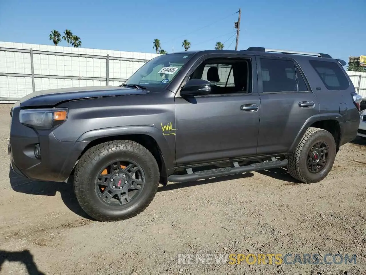 1 Photograph of a damaged car JTEFU5JRXP5302932 TOYOTA 4RUNNER 2023
