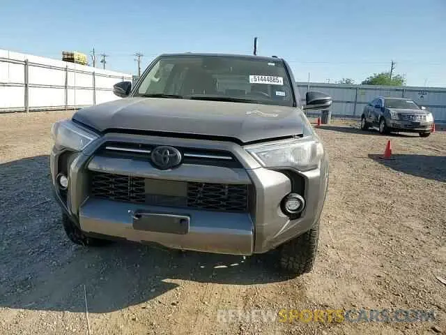 12 Photograph of a damaged car JTEFU5JRXP5302932 TOYOTA 4RUNNER 2023