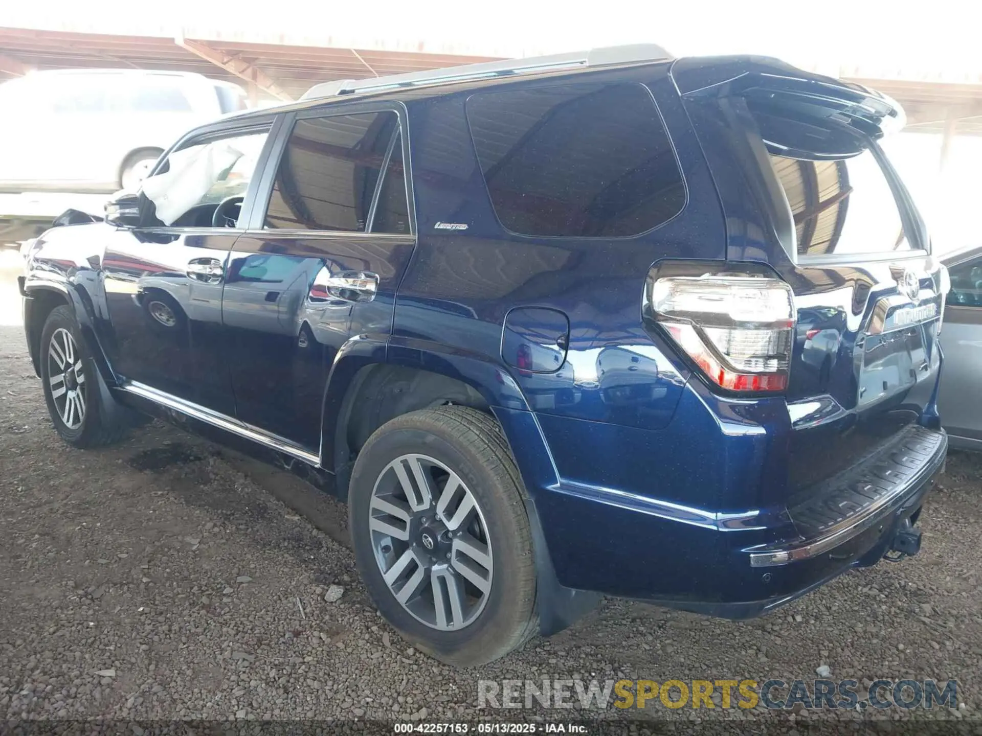 3 Фотография поврежденного автомобиля JTEKU5JR3P6161940 TOYOTA 4RUNNER 2023