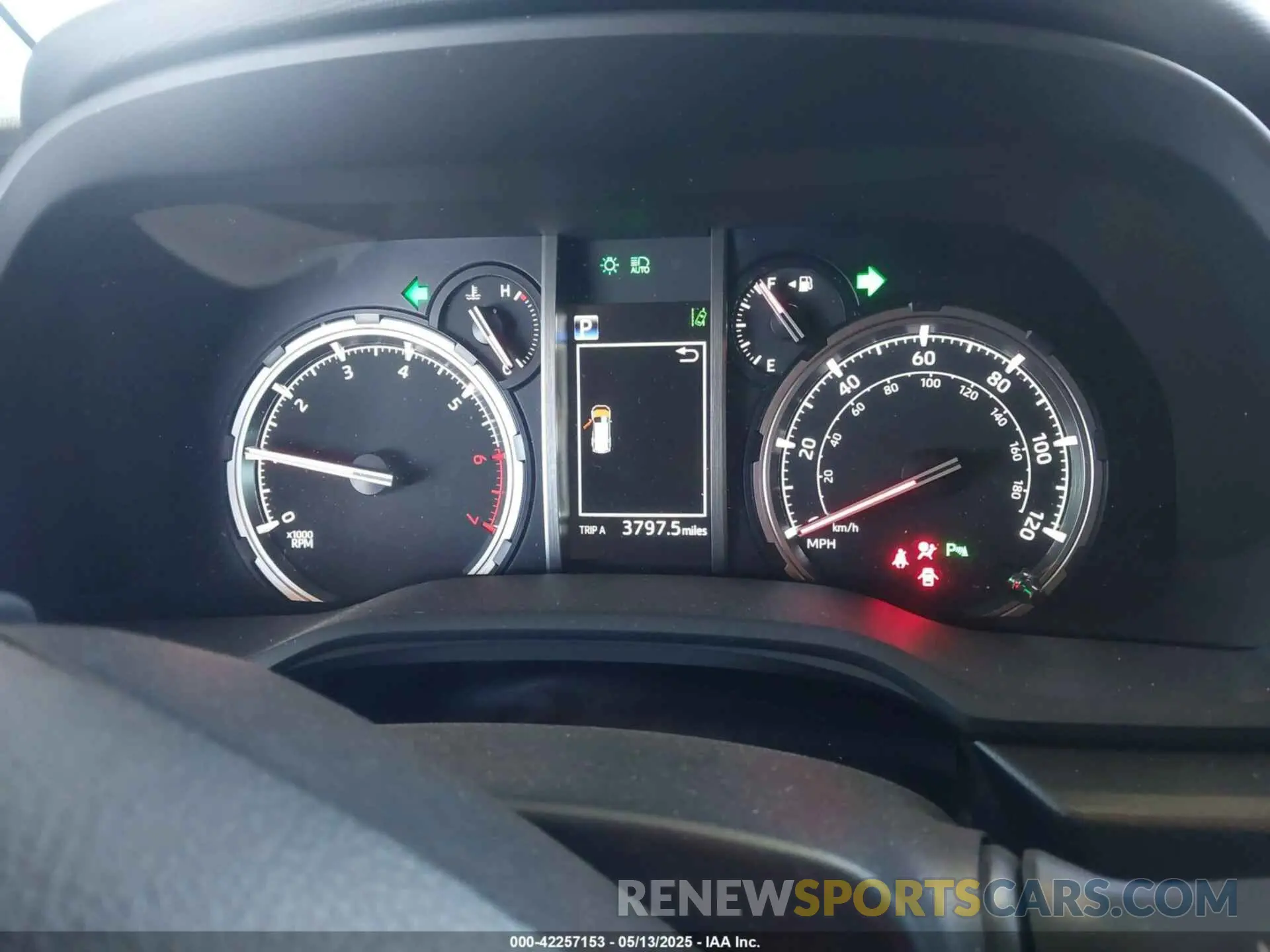 7 Фотография поврежденного автомобиля JTEKU5JR3P6161940 TOYOTA 4RUNNER 2023