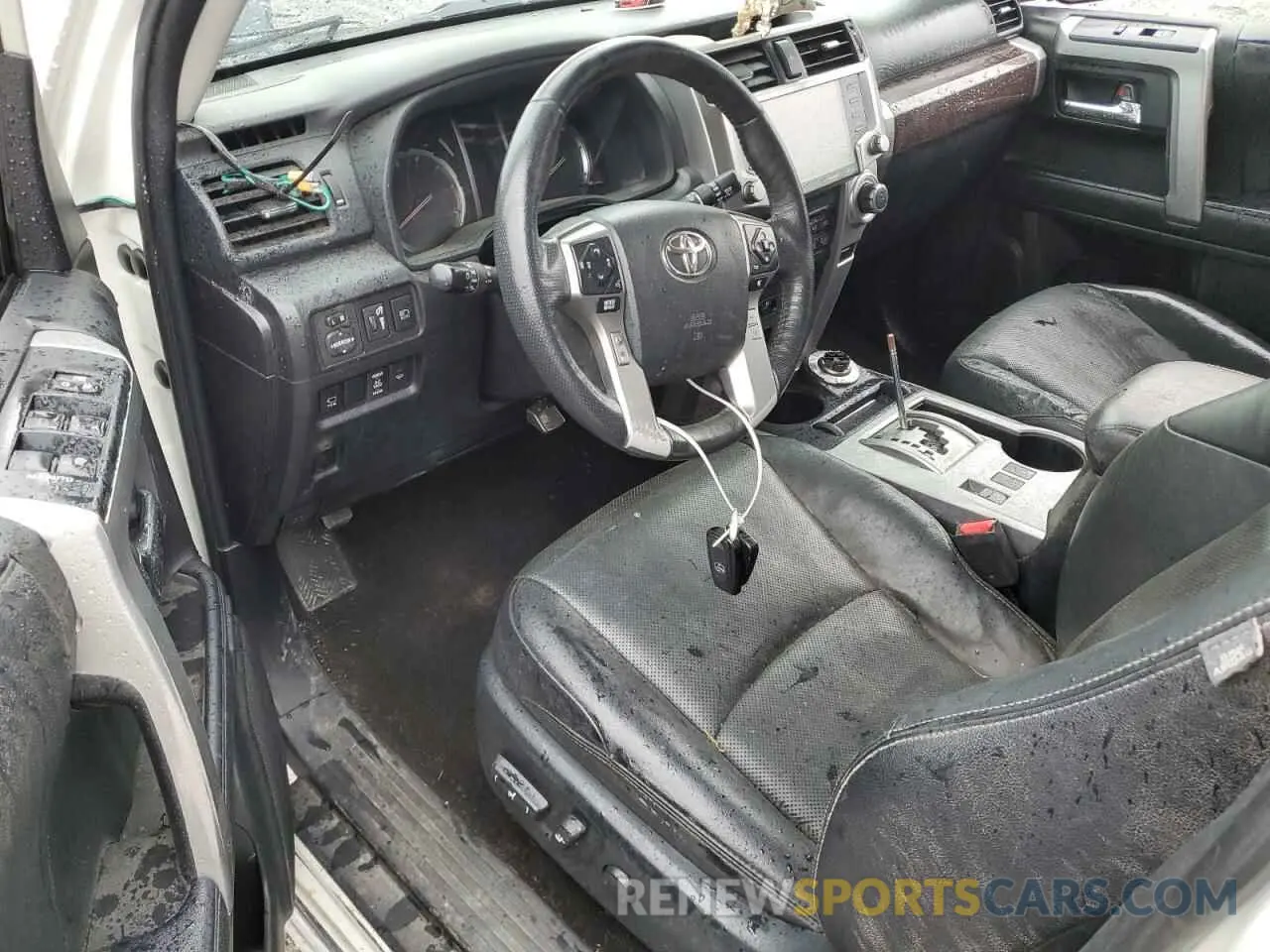 8 Photograph of a damaged car JTEKU5JR4P6117008 TOYOTA 4RUNNER 2023