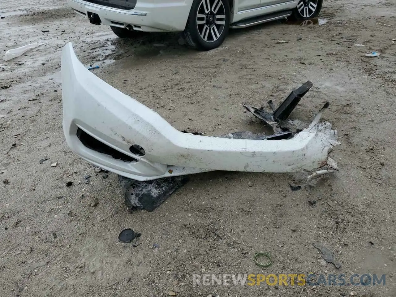 13 Фотография поврежденного автомобиля JTEKU5JR5P6131774 TOYOTA 4RUNNER 2023