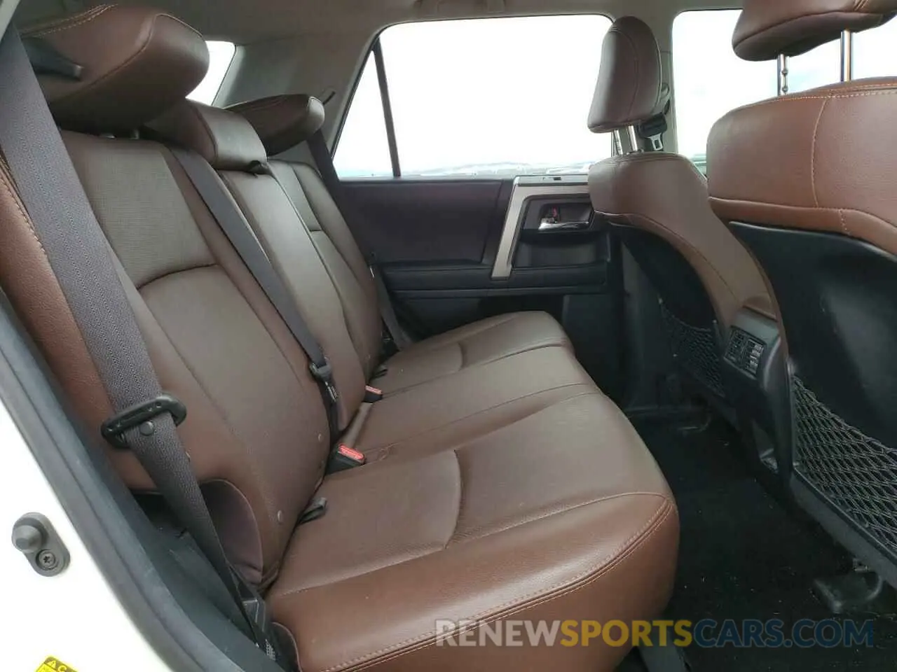 11 Фотография поврежденного автомобиля JTEKU5JR5P6187505 TOYOTA 4RUNNER 2023