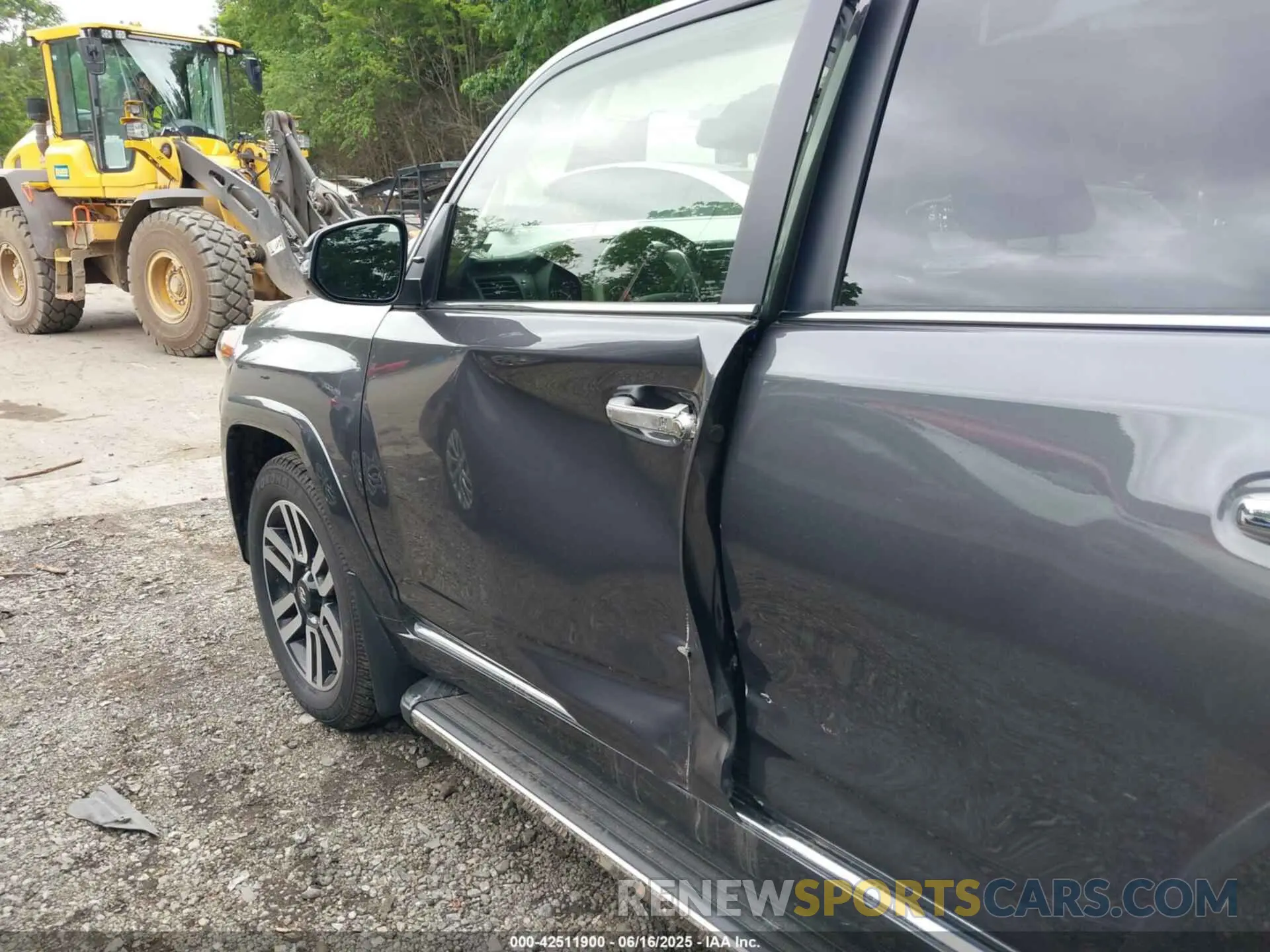 12 Photograph of a damaged car JTEKU5JR5P6206506 TOYOTA 4RUNNER 2023