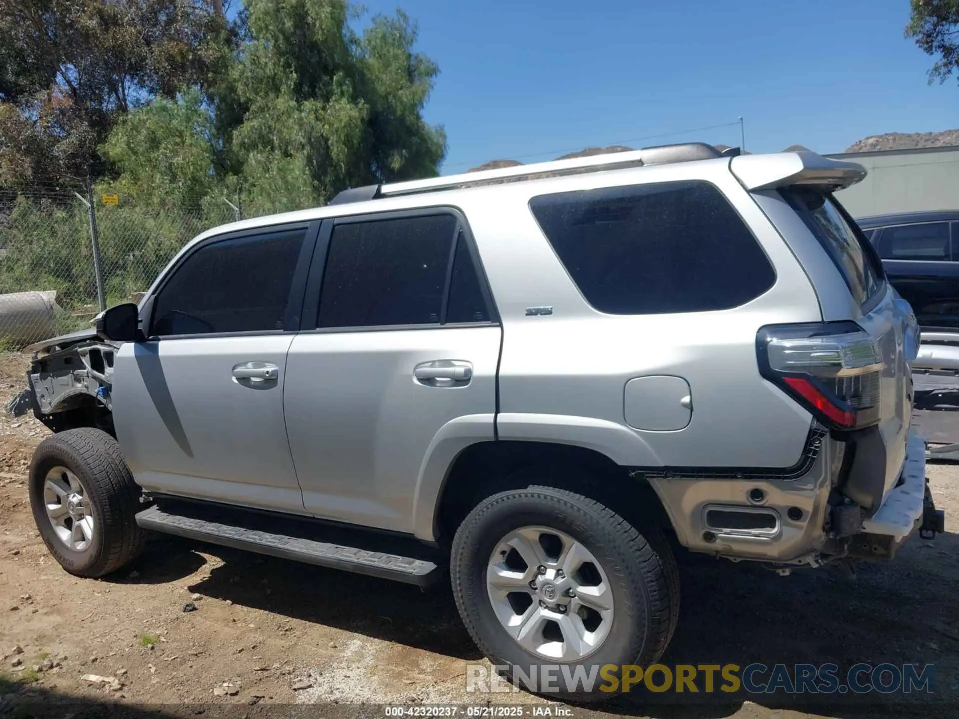 15 Фотография поврежденного автомобиля JTEMU5JR1P6089760 TOYOTA 4RUNNER 2023