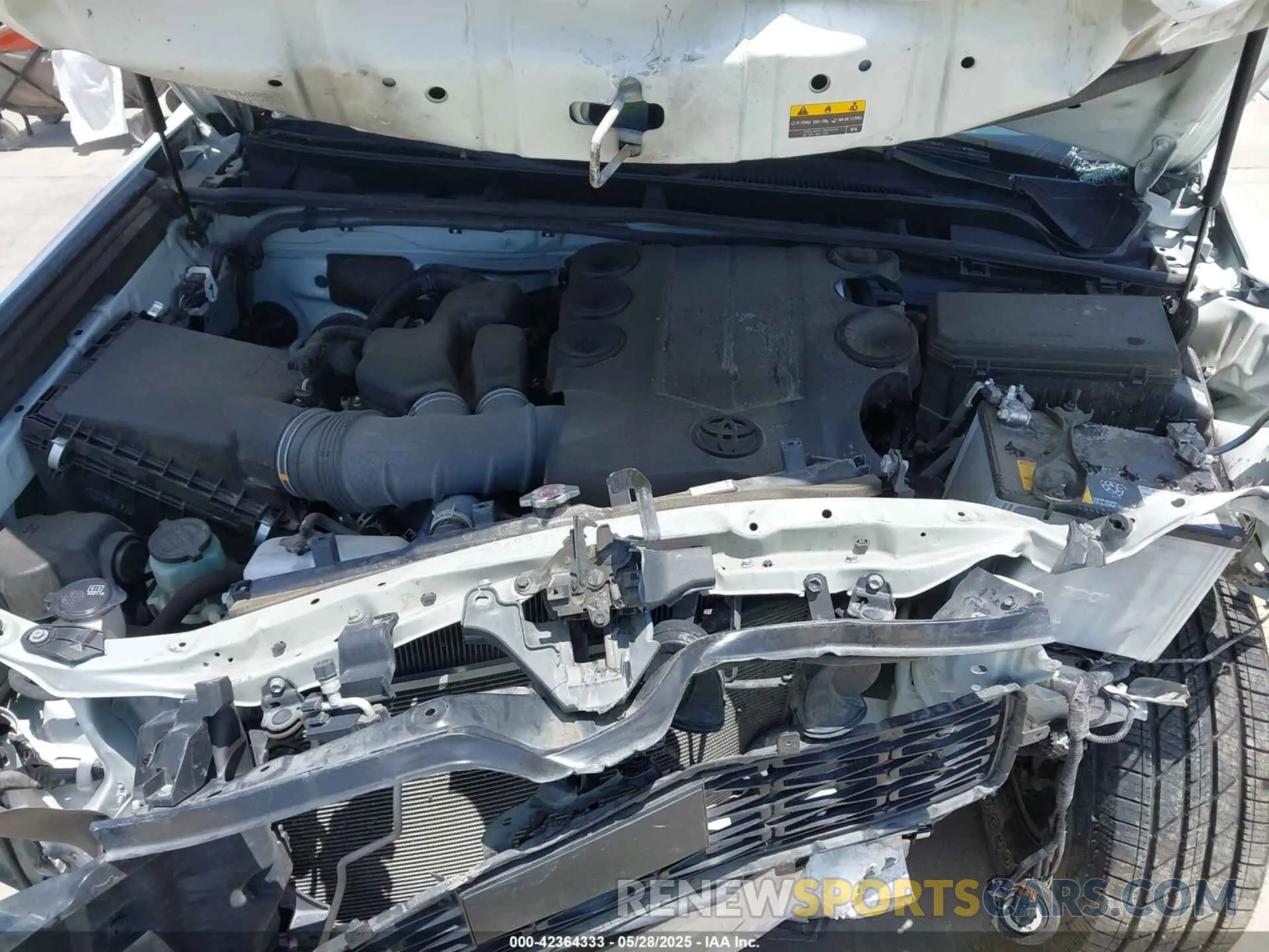 10 Photograph of a damaged car JTEMU5JR1P6141226 TOYOTA 4RUNNER 2023